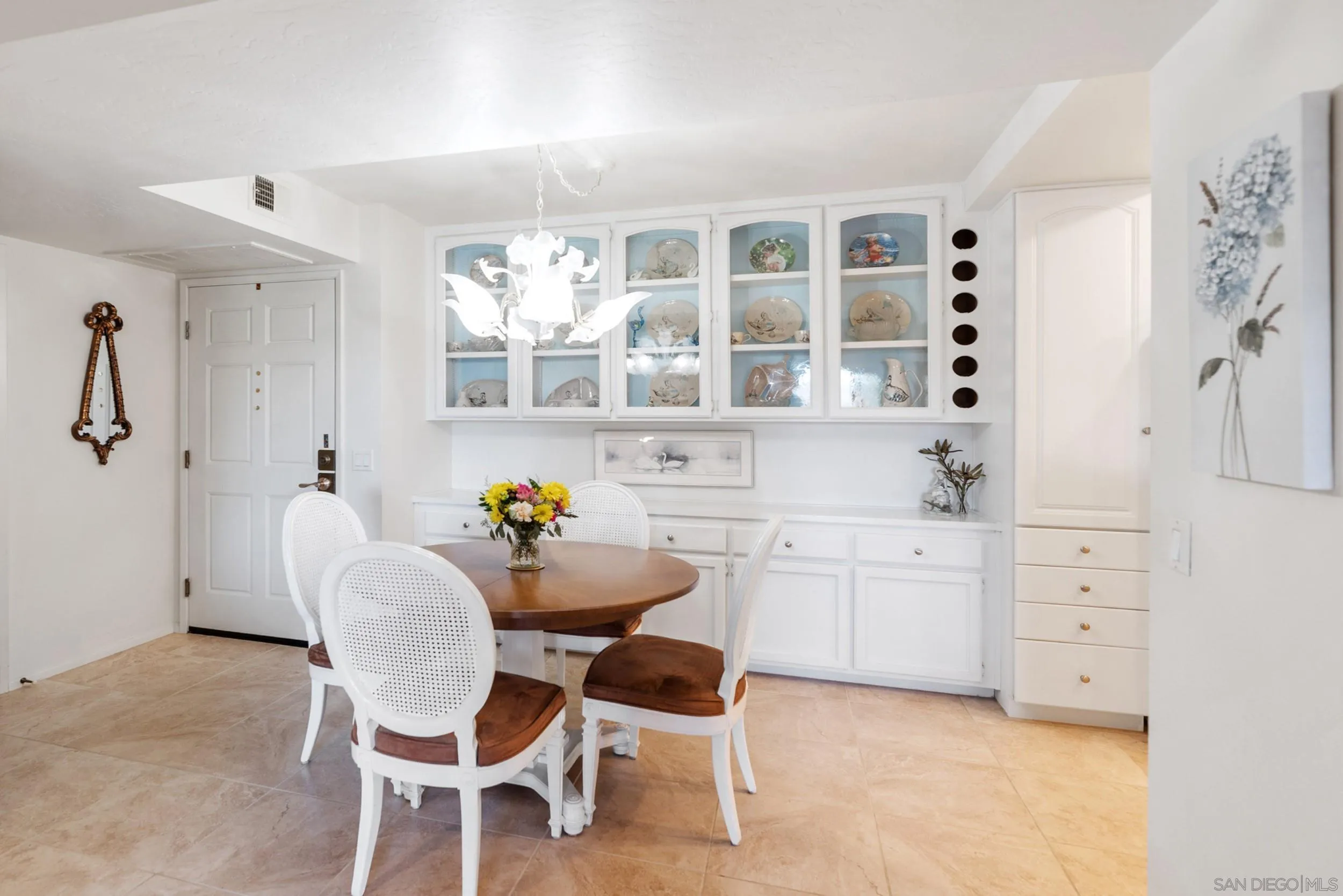 https://cdn.realtyfeed.com/cdn/127/250021055/fa6e6340a9061b3b442d56a1f3132e60.webp