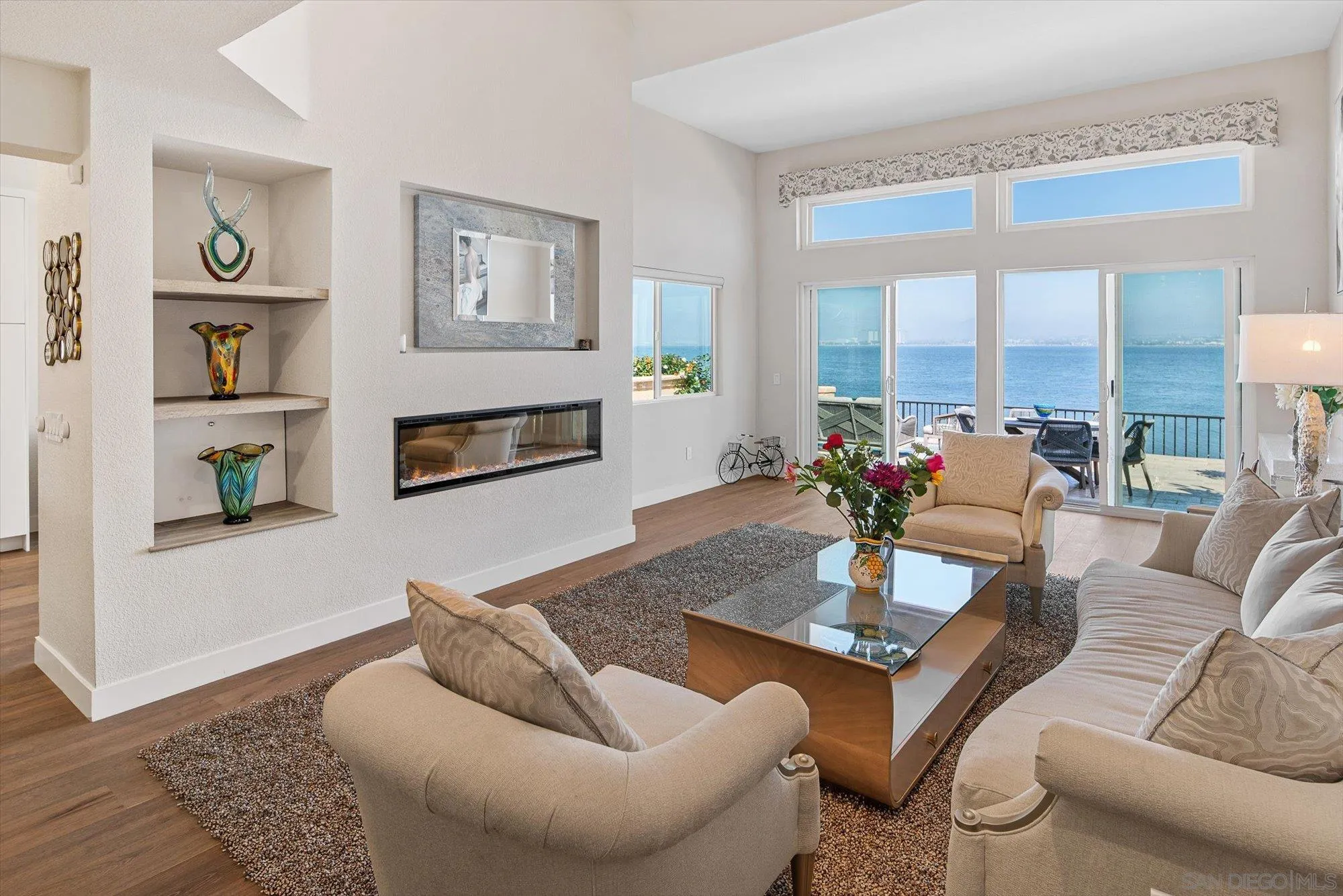 Photo #2: 250021086 Listing 