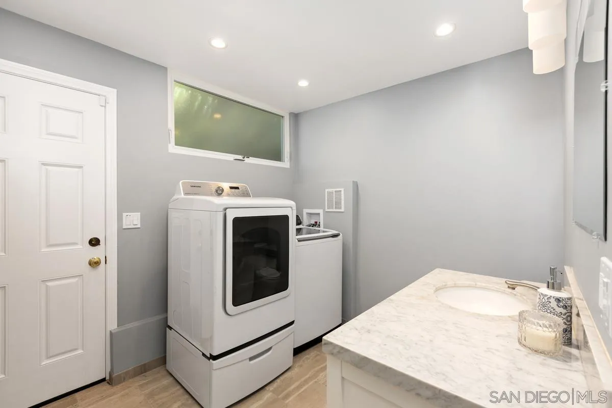 https://cdn.realtyfeed.com/cdn/127/250021164/36ce1b7359949b8e82433ff4421afdc9.webp