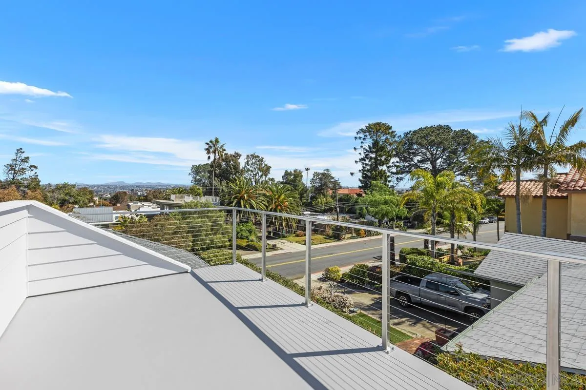 https://cdn.realtyfeed.com/cdn/127/250021164/c593fdb6f7988fb086c4132916ceb343.webp