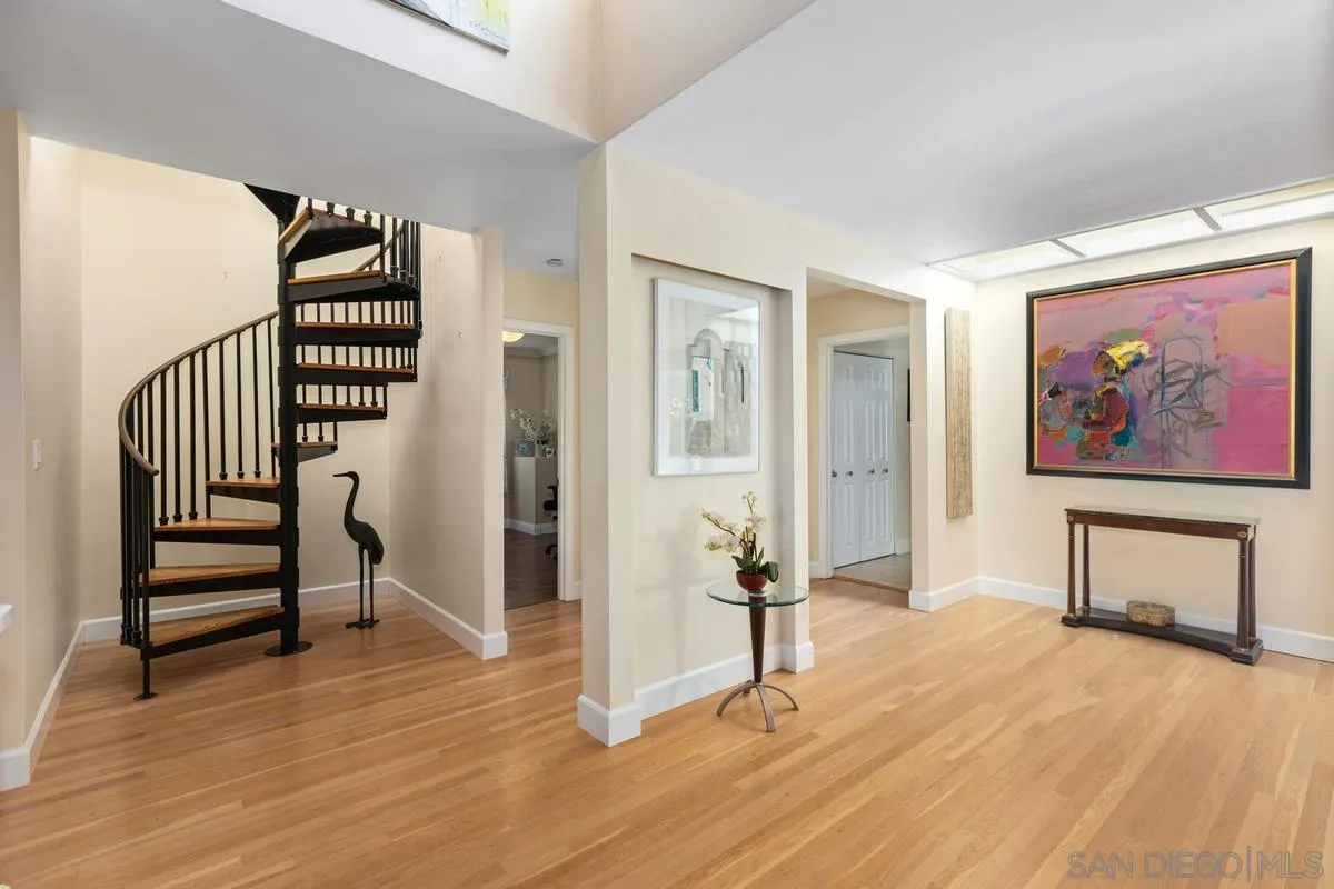 https://cdn.realtyfeed.com/cdn/127/250021164/c5d7ce7910e416b266cc5835636c1c2c.webp