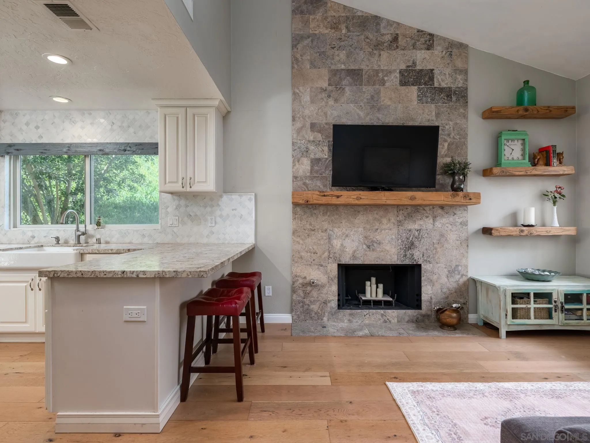 Photo #13: 250021183 Listing: Photo #13