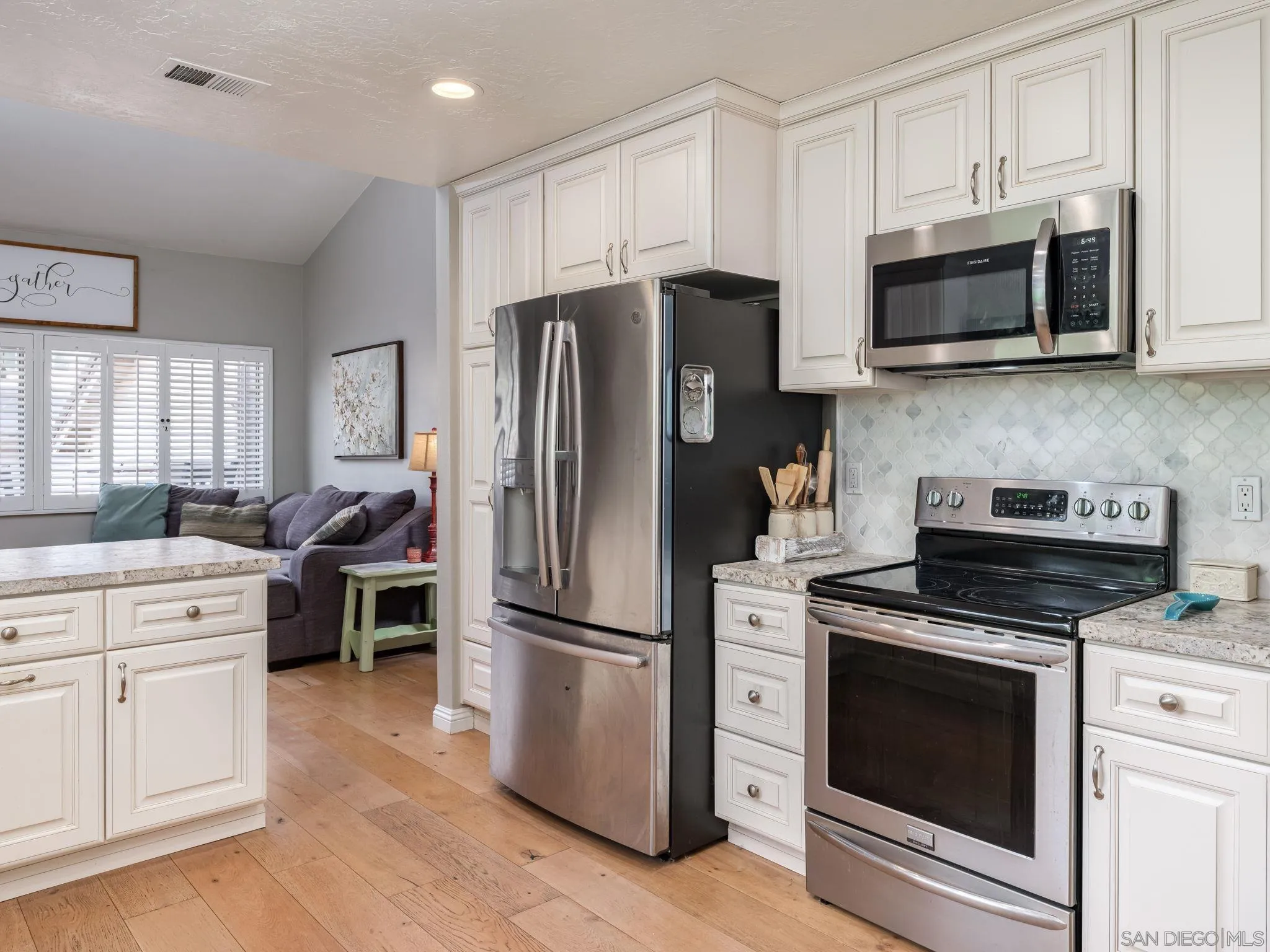 Photo #11: 250021183 Listing: Photo #11