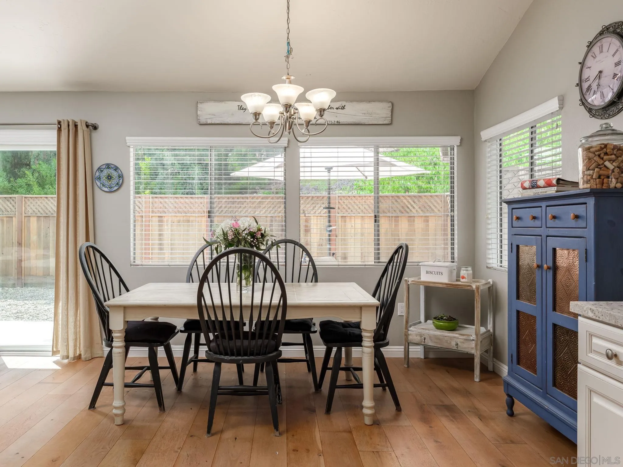 Photo #9: 250021183 Listing: Photo #9