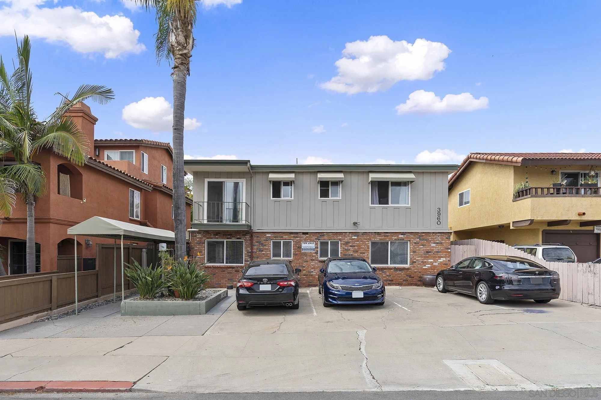 https://cdn.realtyfeed.com/cdn/127/250021218/9b5626fe6ae77f0b2af79b7ac459c5c5.webp