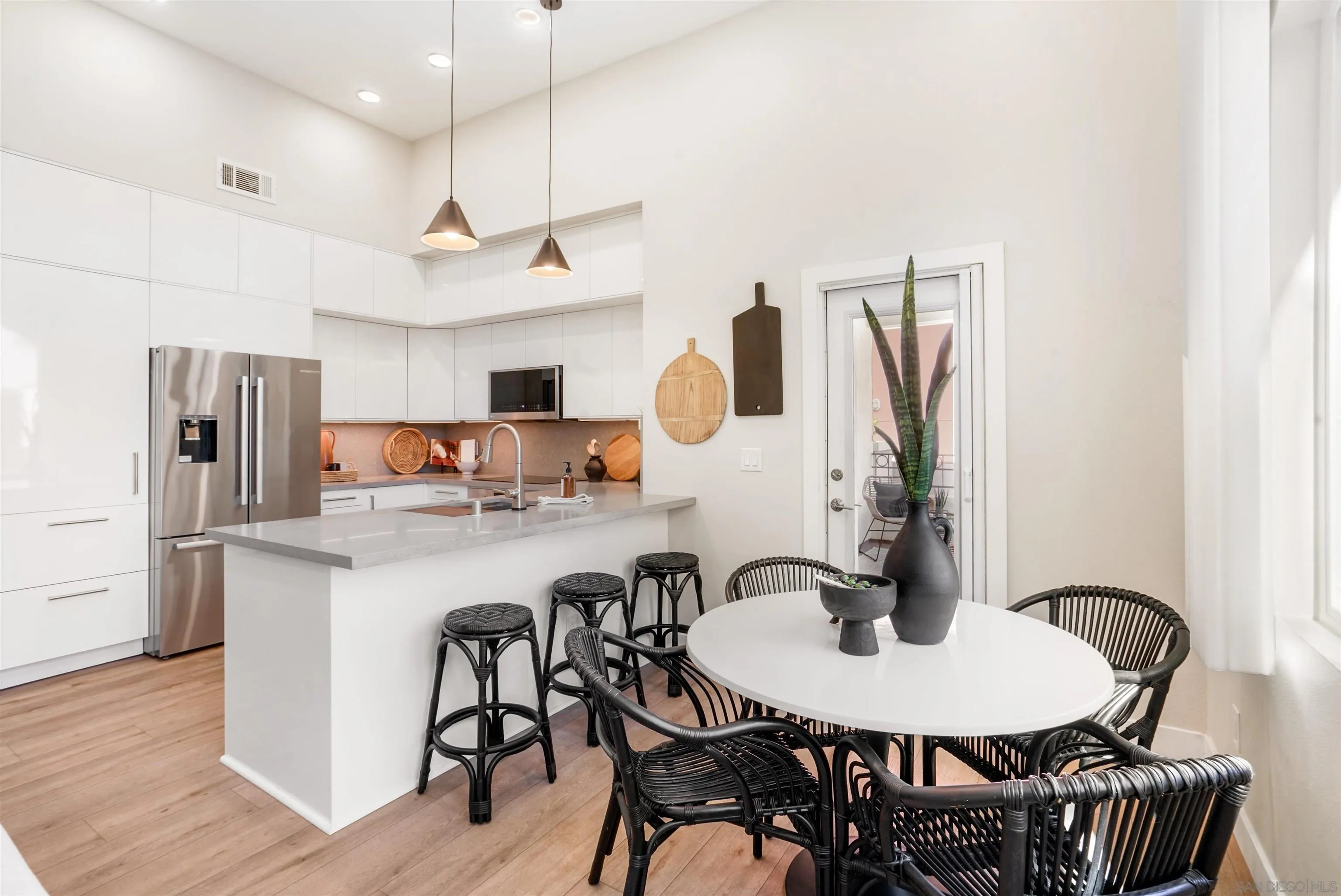 Photo #5: 250021242 Listing 