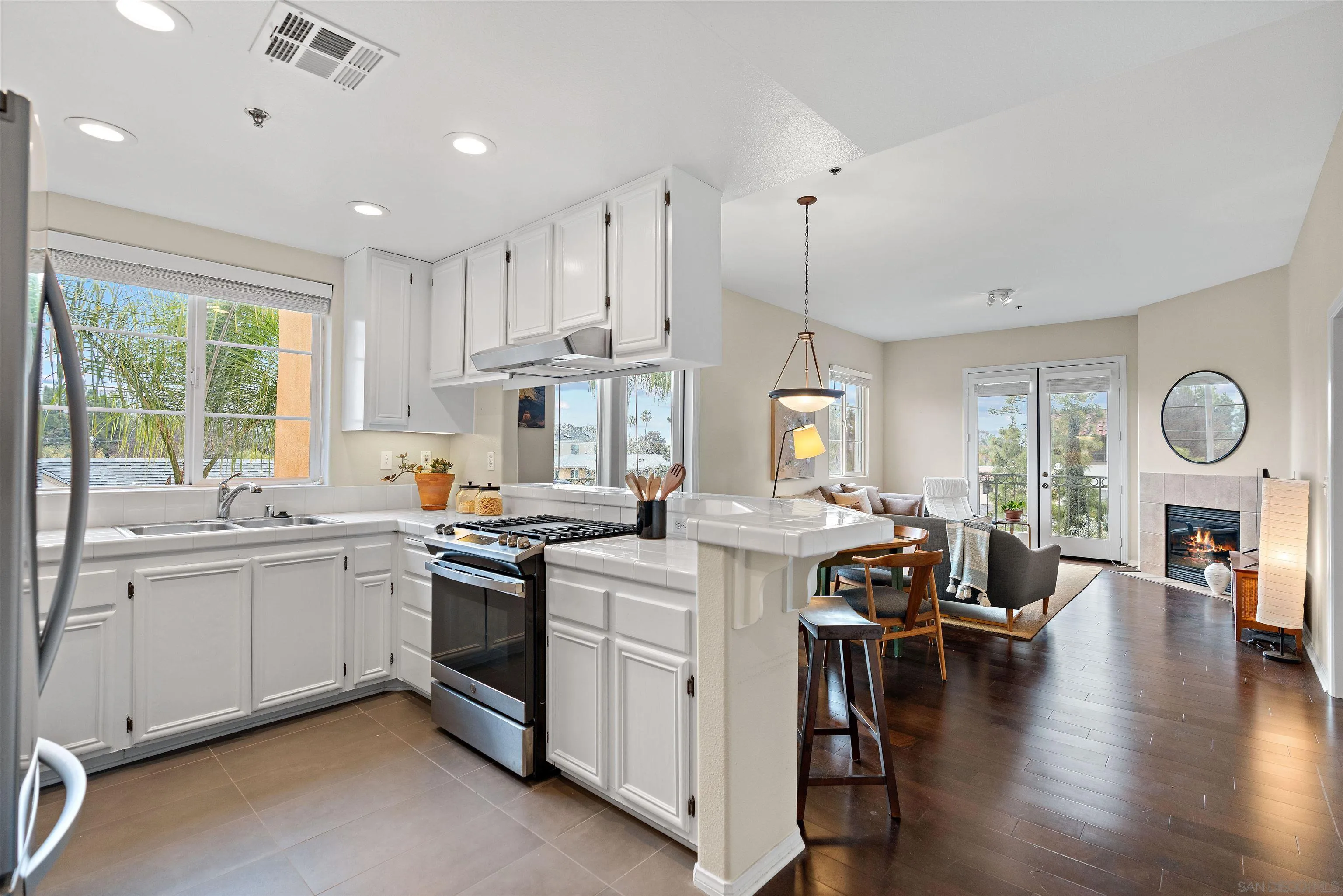 Photo #4: 250021350 Listing 