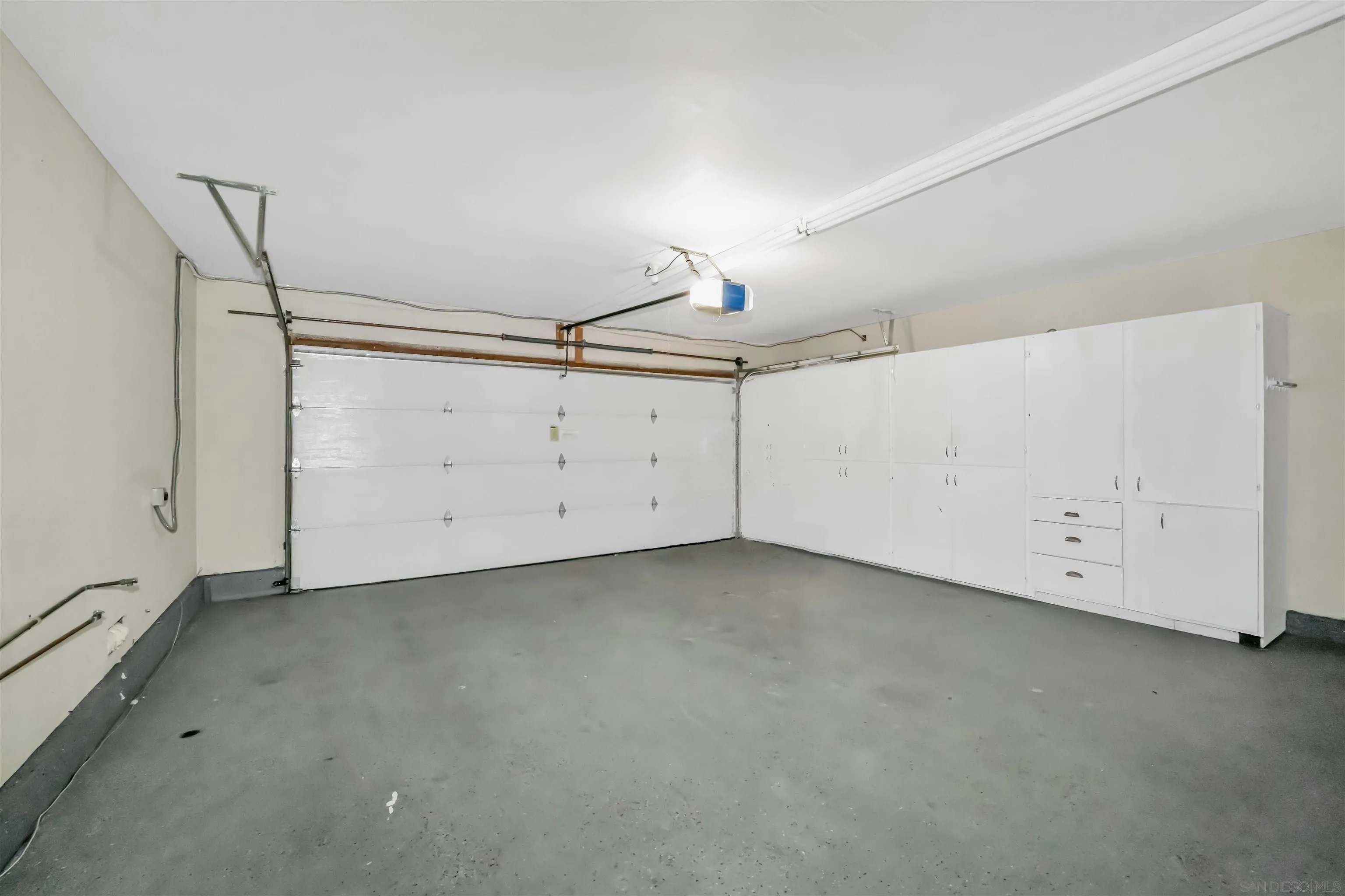 https://cdn.realtyfeed.com/cdn/127/250021393/5803ab5a2fad03d54c625c3683dcafdb.webp