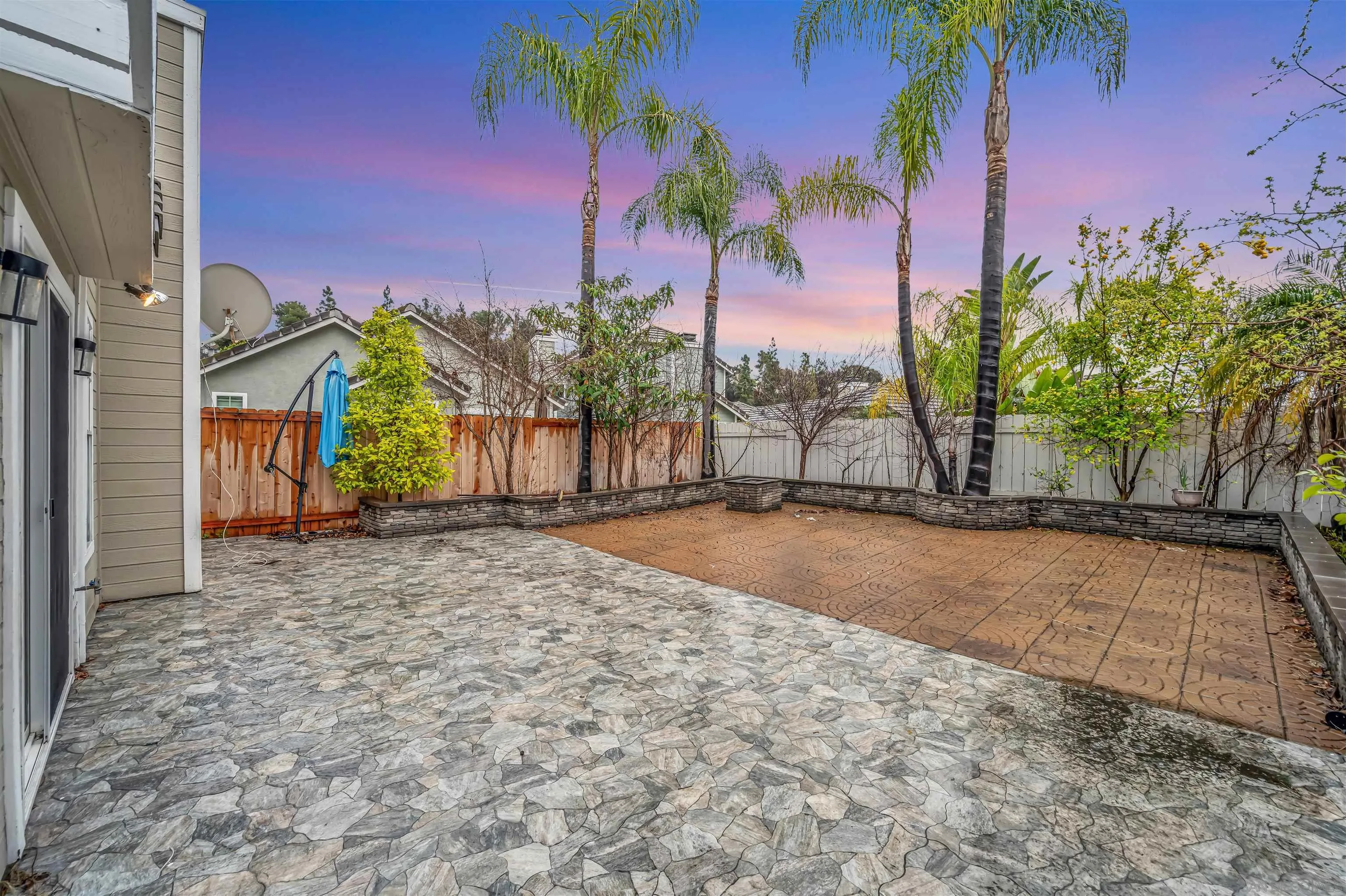 https://cdn.realtyfeed.com/cdn/127/250021393/e8ac38fa280e59598b434316407135e5.webp