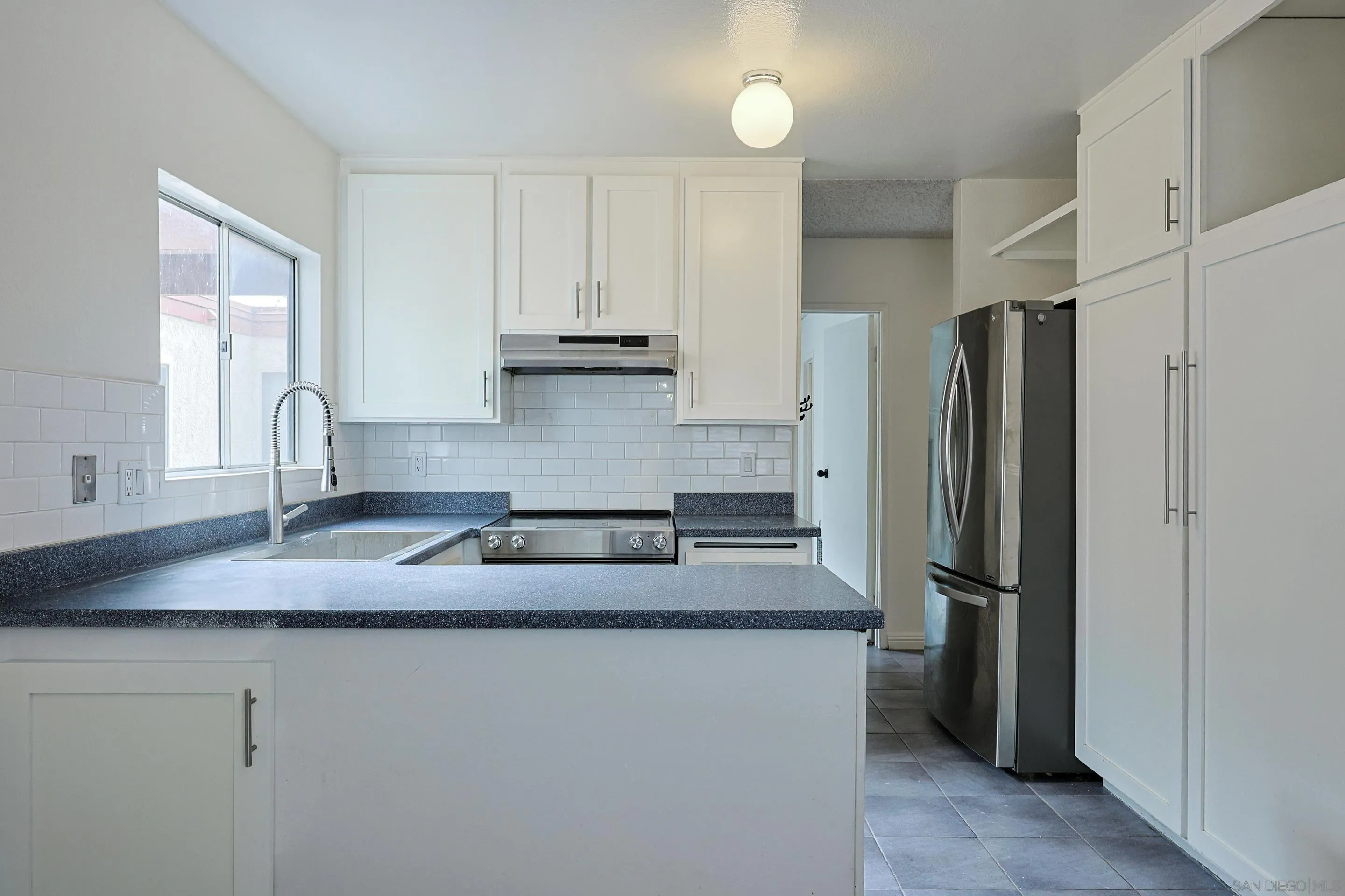 Photo #11: 250021414 Listing: Photo #11
