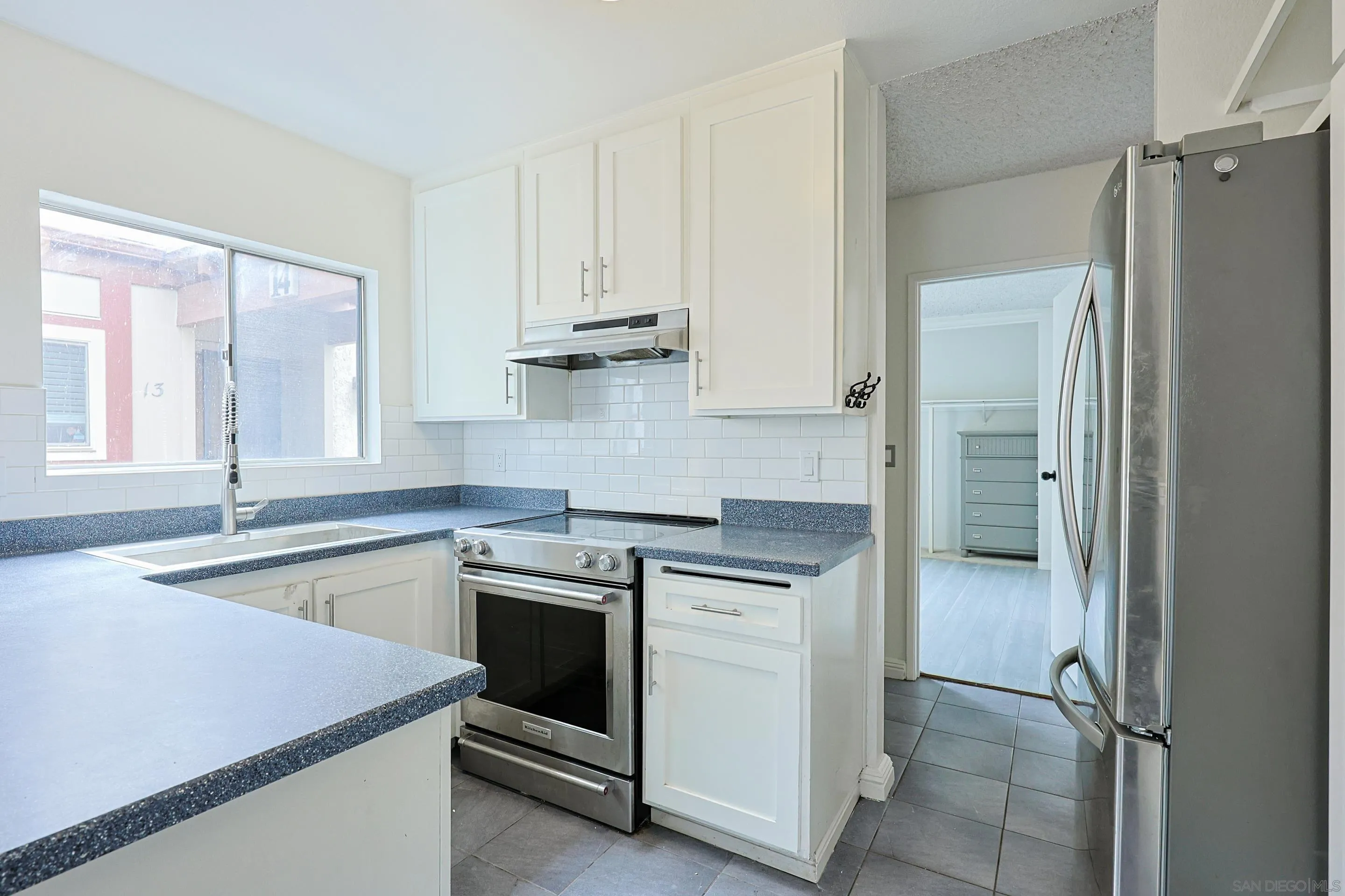 Photo #10: 250021414 Listing: Photo #10