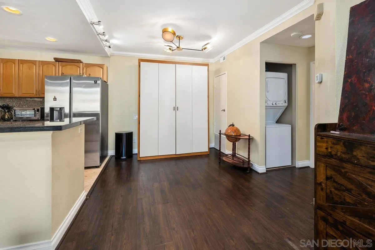 Photo #11: 250021457 Listing: Photo #11