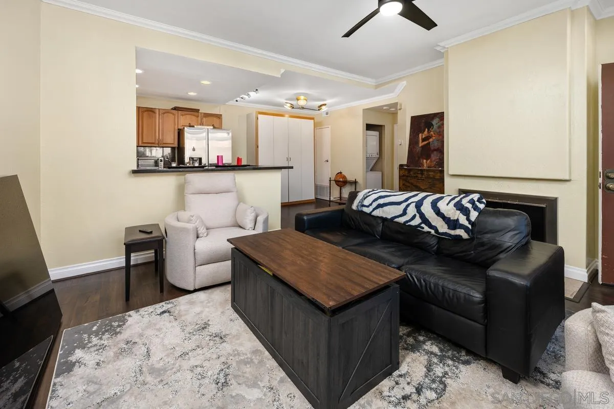 Photo #3: 250021457 Listing 