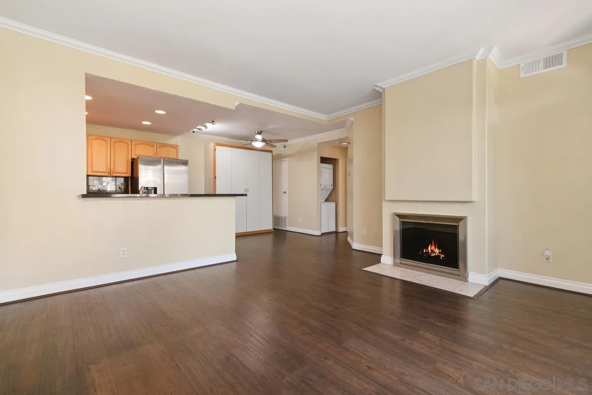 Photo #2: 250021457 Listing 