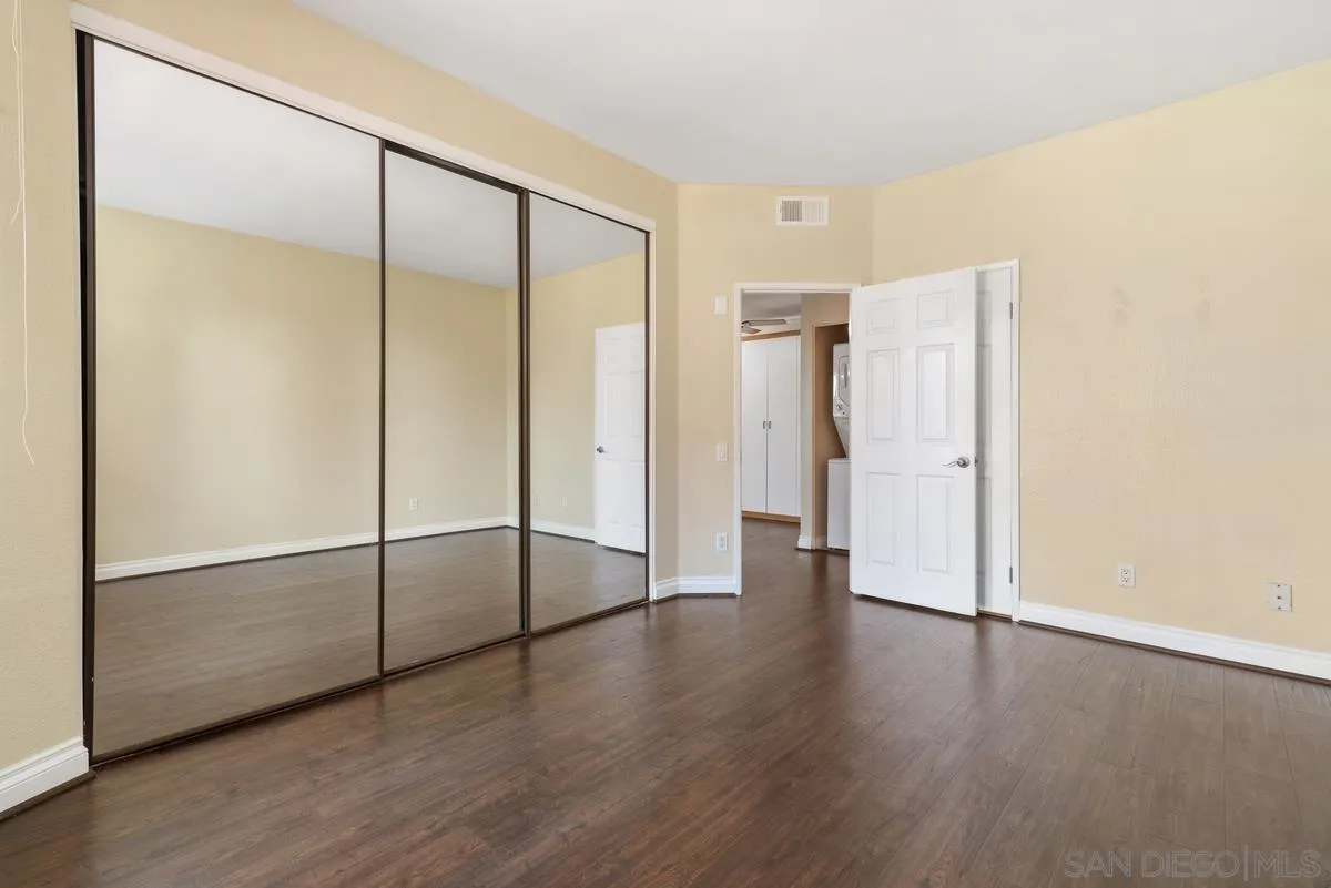 Photo #6: 250021457 Listing 