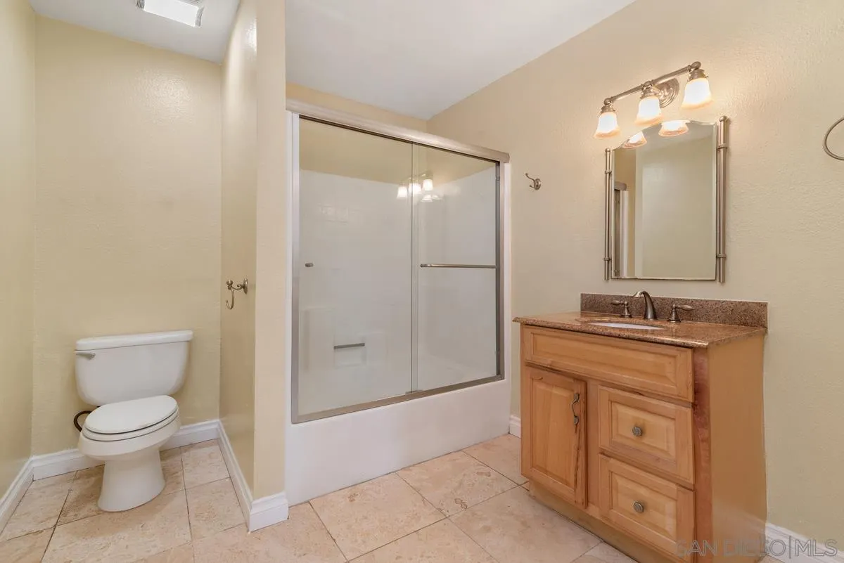 Photo #10: 250021457 Listing: Photo #10