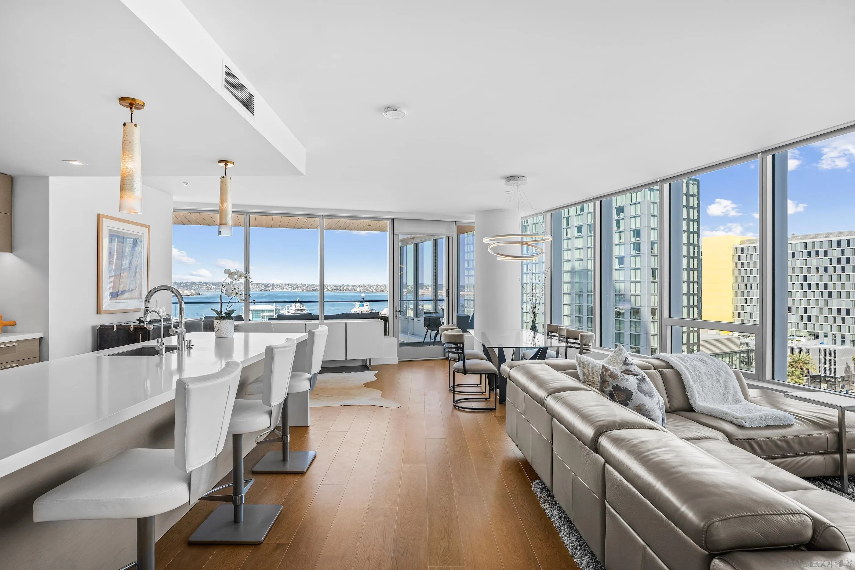 Photo #4: 250021506 Listing 