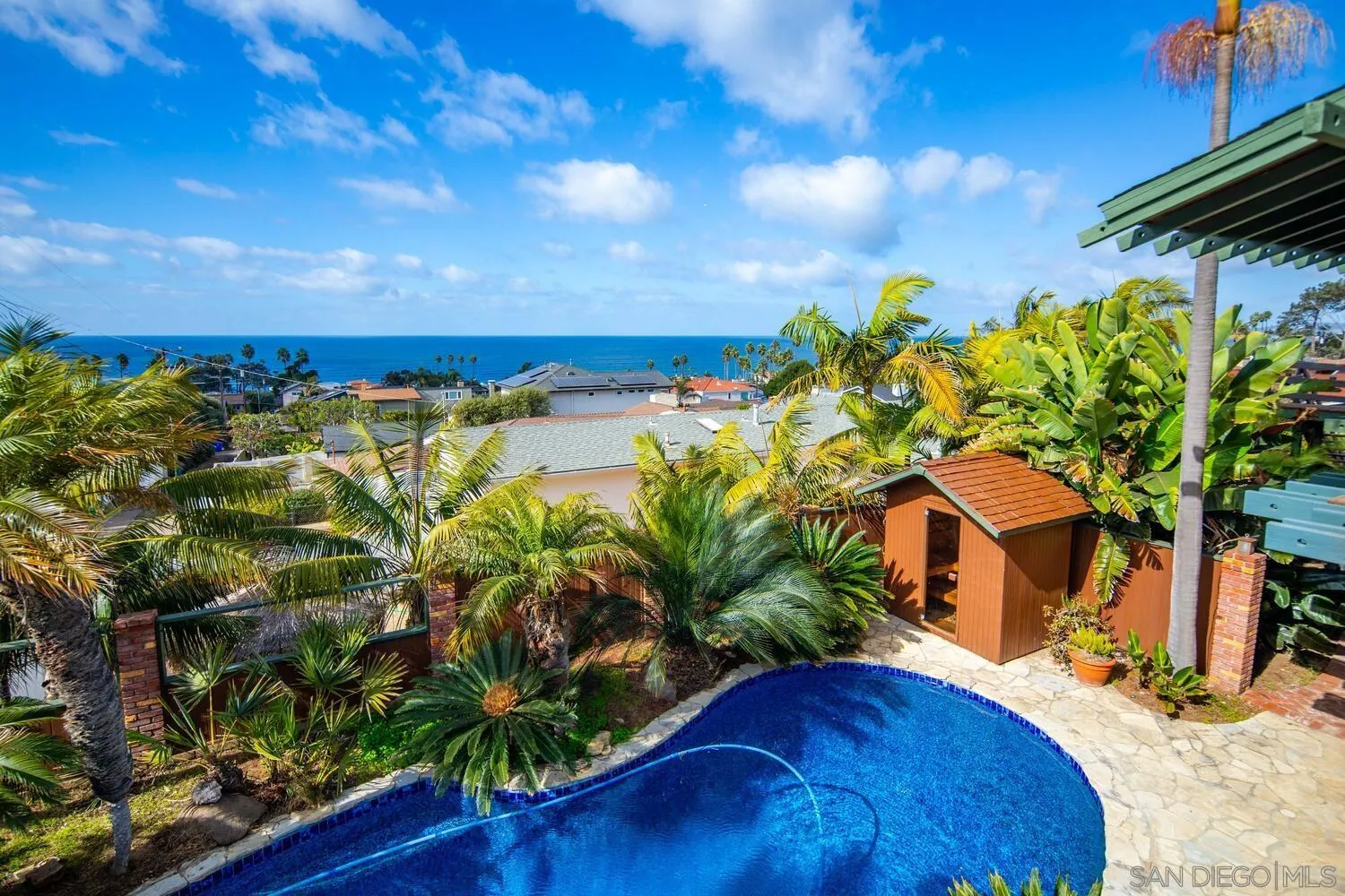 https://cdn.realtyfeed.com/cdn/127/250021512/98738f5c4dec56d2ea01961b29b65c6e.webp