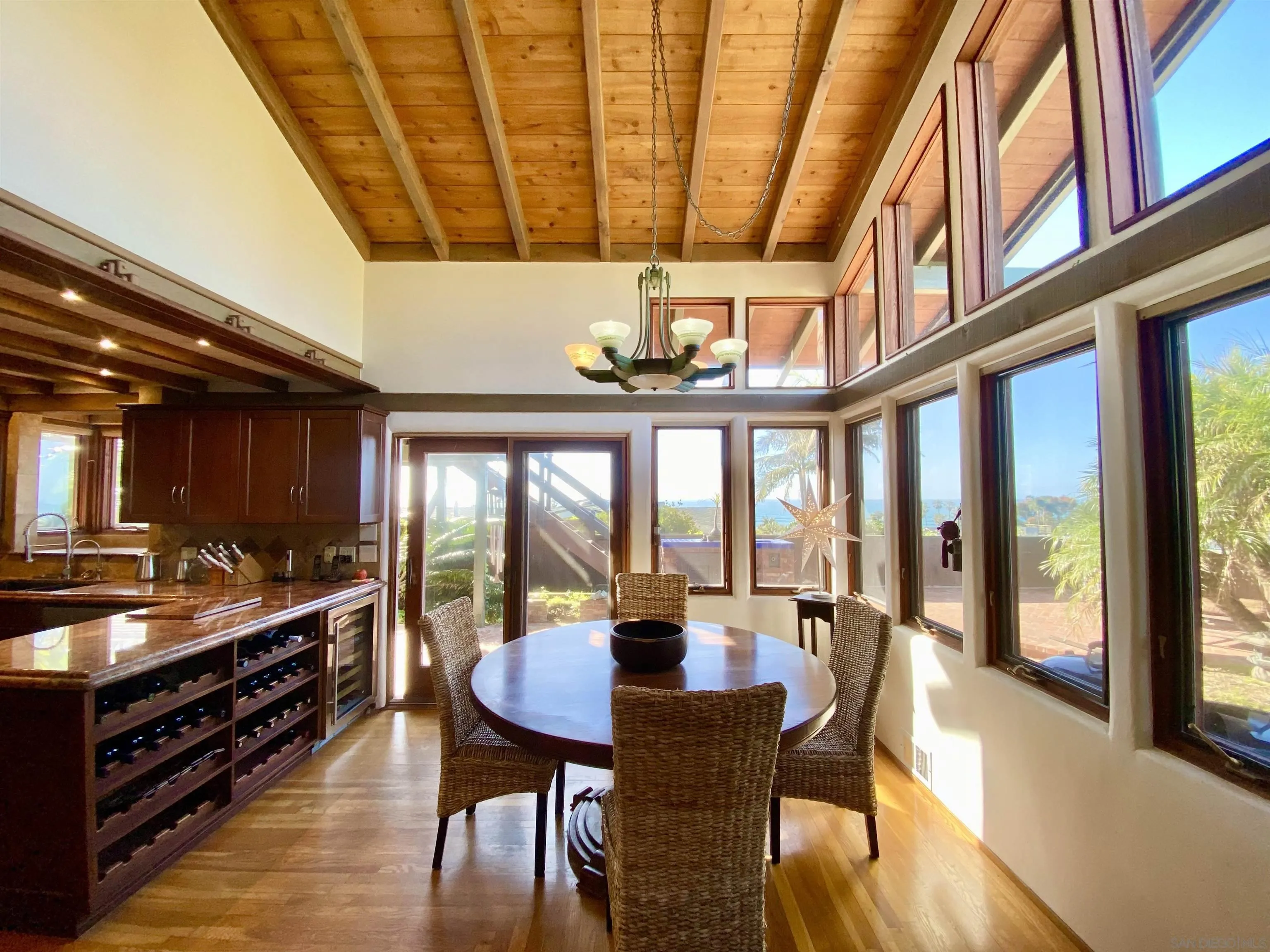 https://cdn.realtyfeed.com/cdn/127/250021512/bca6df01aa4dd4df988c99b2d221610c.webp