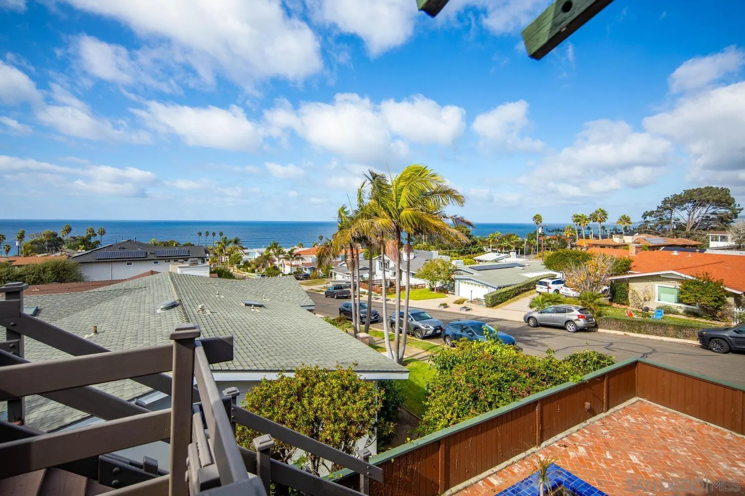 https://cdn.realtyfeed.com/cdn/127/250021512/f39c686558575f68e58195f51ad98bb1.webp