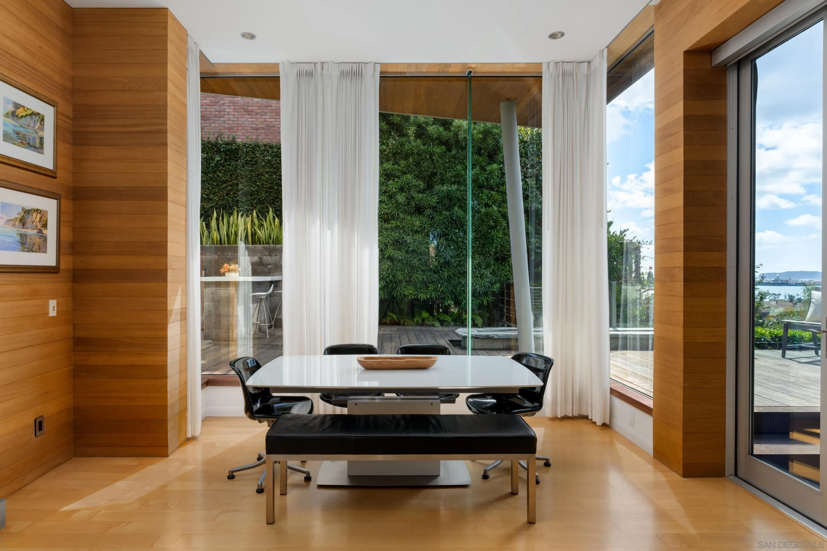 https://cdn.realtyfeed.com/cdn/127/250021517/cc0605971346e7f634bb0f2b6cd0f89c.webp