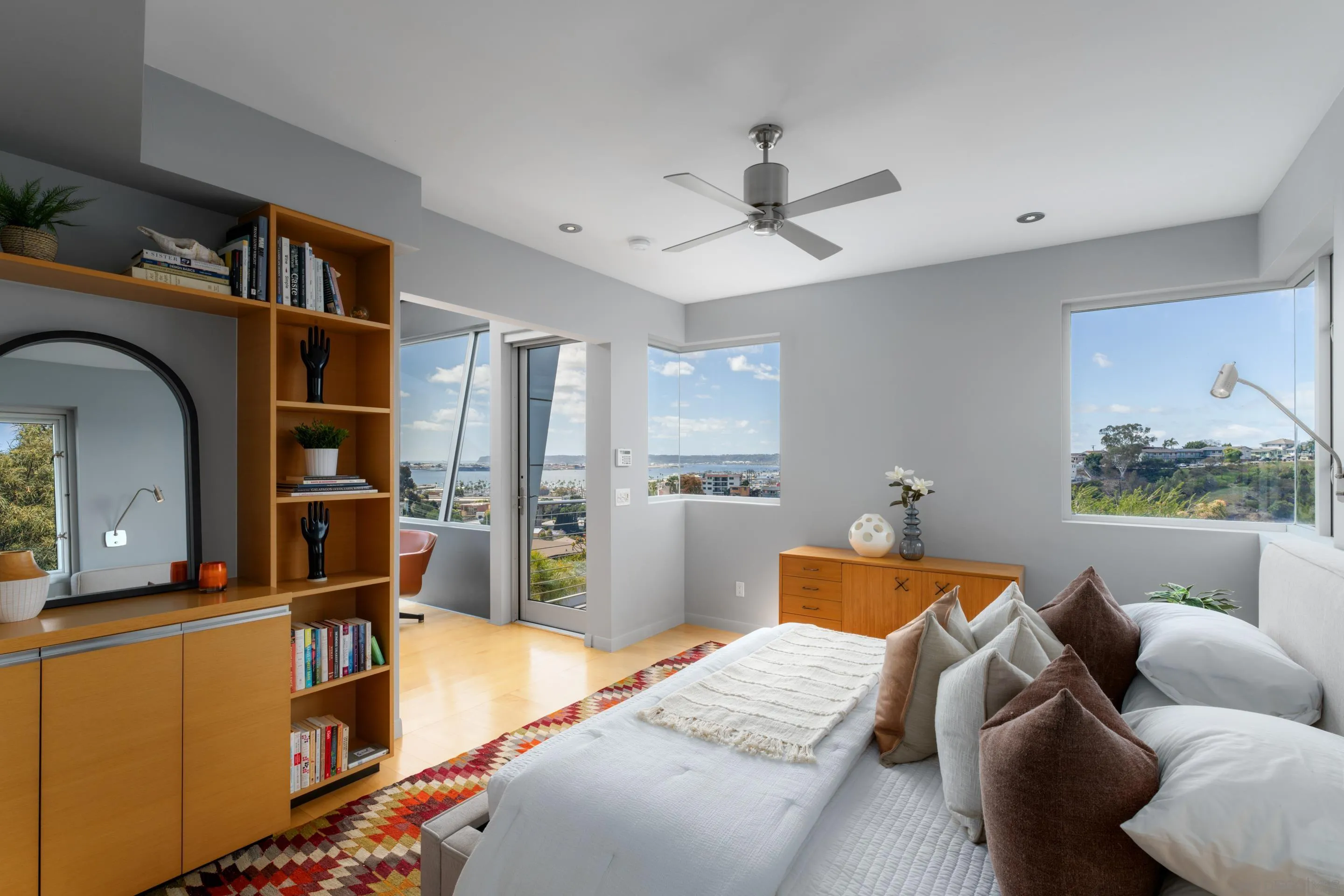 https://cdn.realtyfeed.com/cdn/127/250021517/ceaaa4fdeb8902ca0c12ddd917b23adf.webp