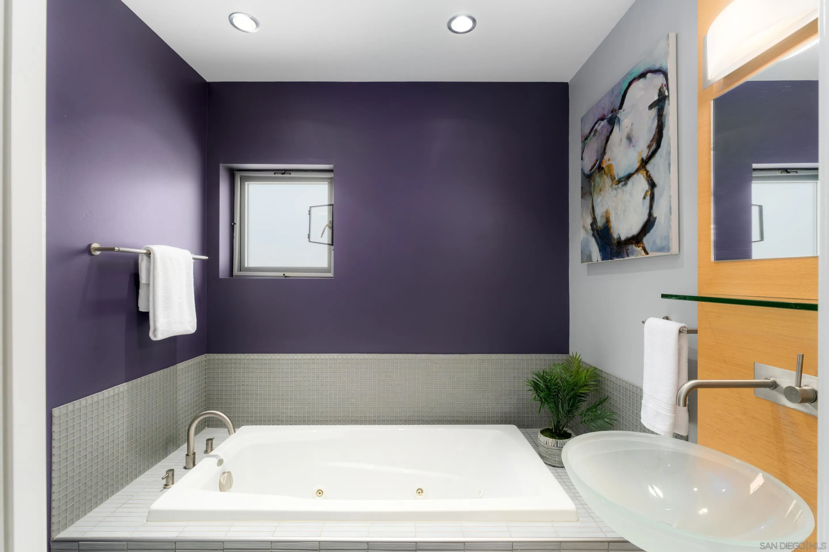 https://cdn.realtyfeed.com/cdn/127/250021517/d845ba05e9fb530cf5f2aa62cbdef4e9.webp
