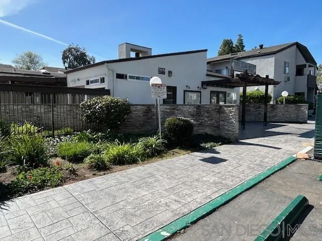 Photo #2: 250021551 Listing 
