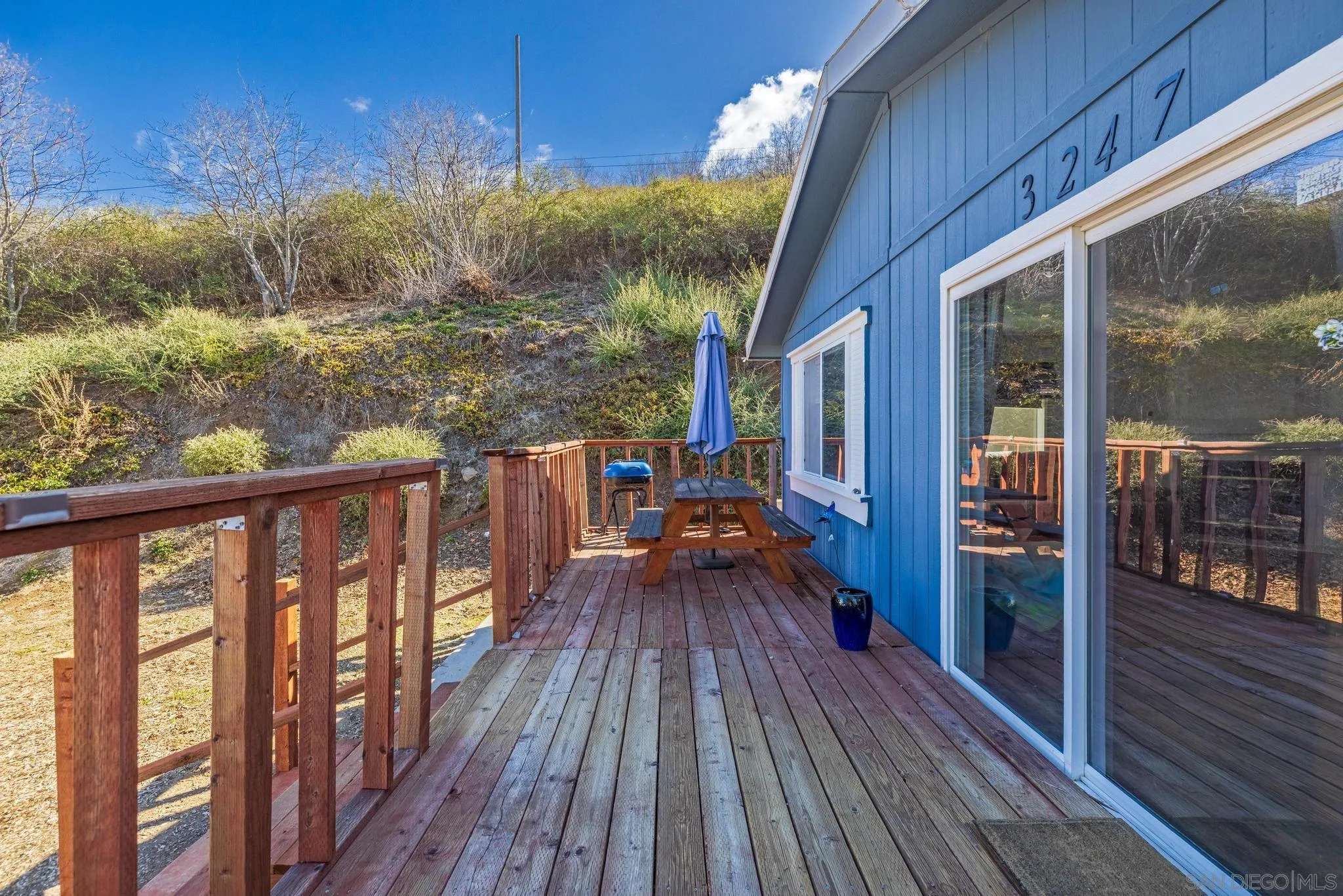 https://cdn.realtyfeed.com/cdn/127/250021569/2653bfabe1ad2e2cd897ce7dd4c9b505.webp