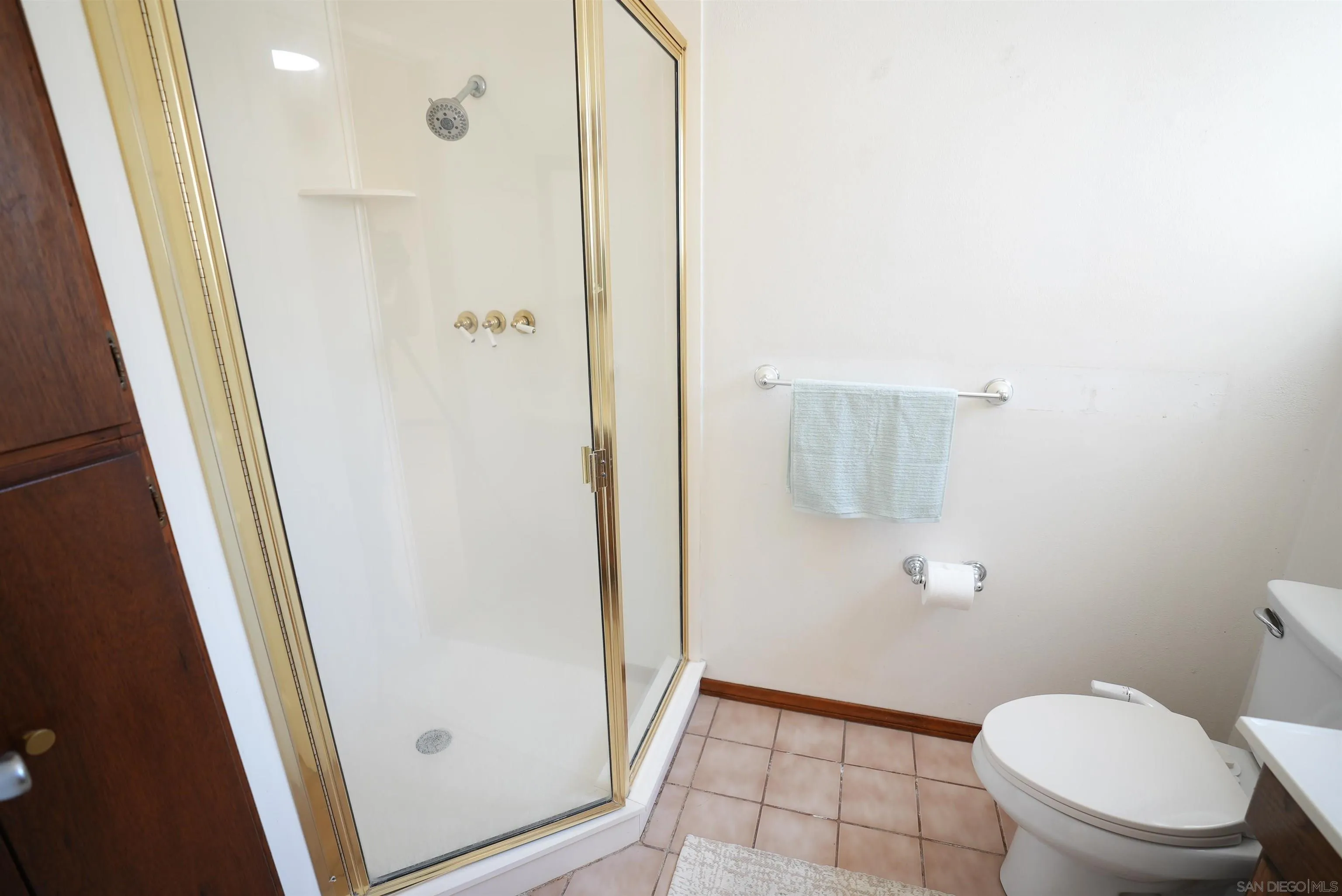 https://cdn.realtyfeed.com/cdn/127/250021578/d293da97294f54c2c5a4770f90bb11d4.webp