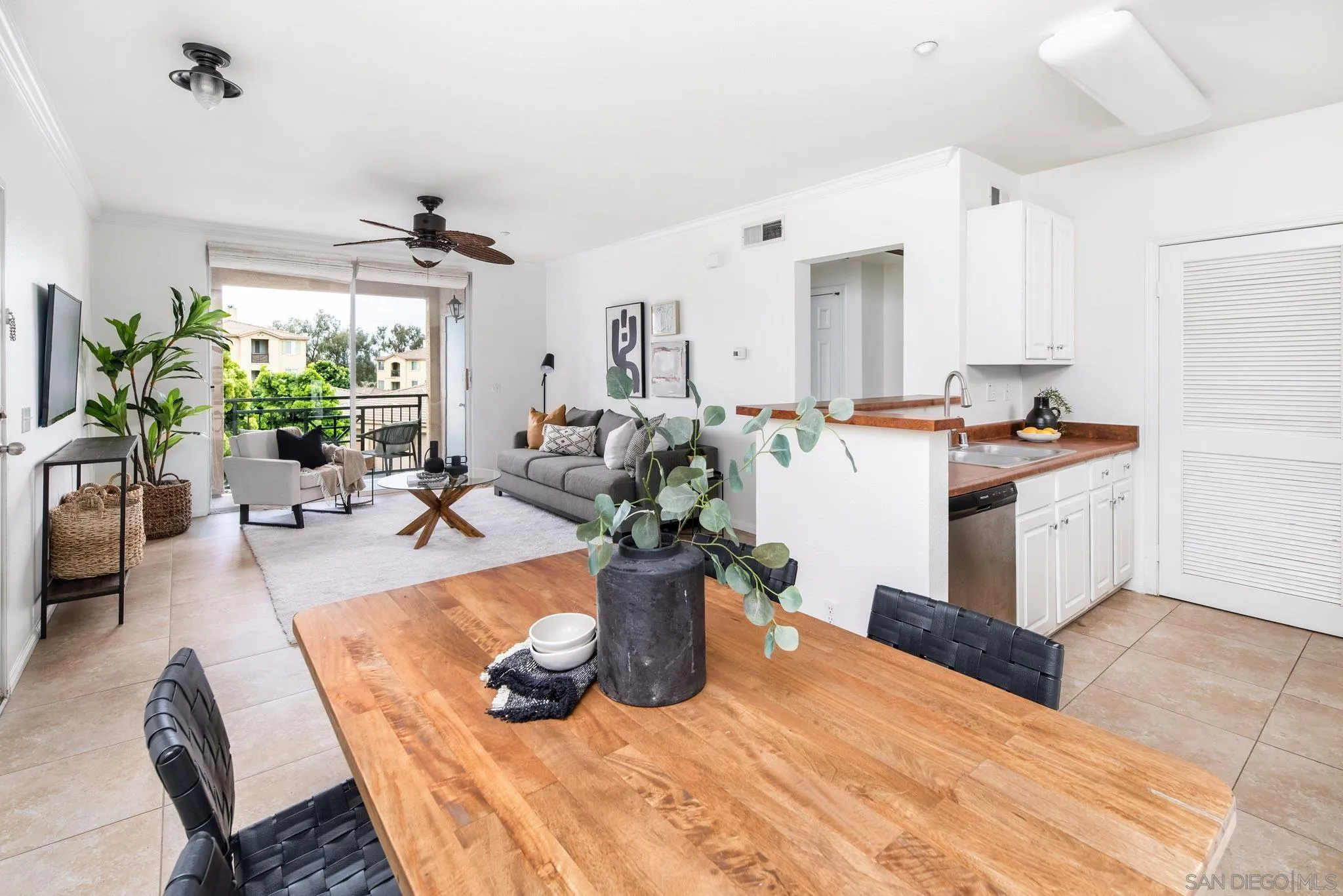 Photo #5: 250021666 Listing 