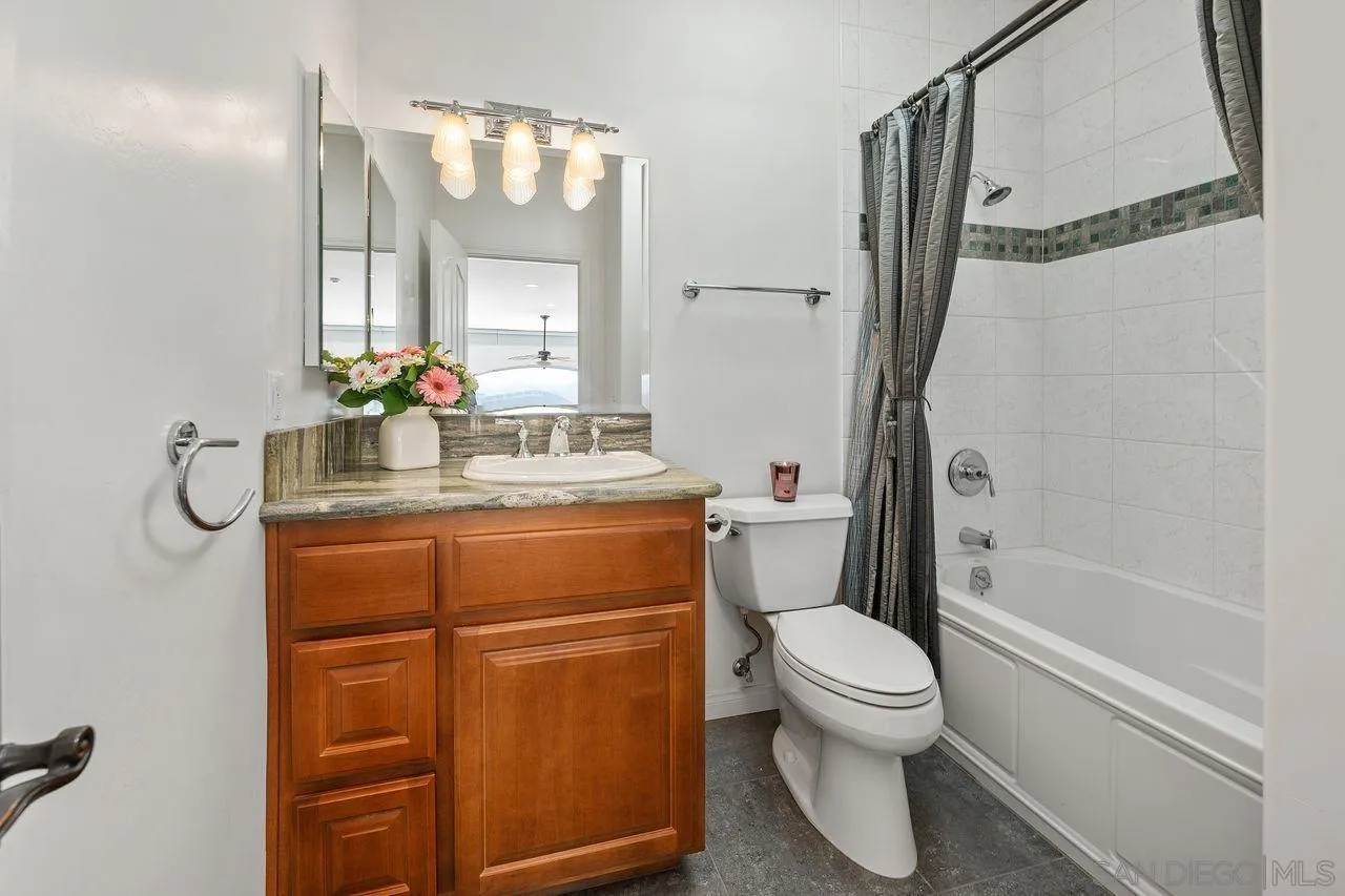 https://cdn.realtyfeed.com/cdn/127/250021688/22e816fc6c2dbe1f81474891f2d24ba8.webp