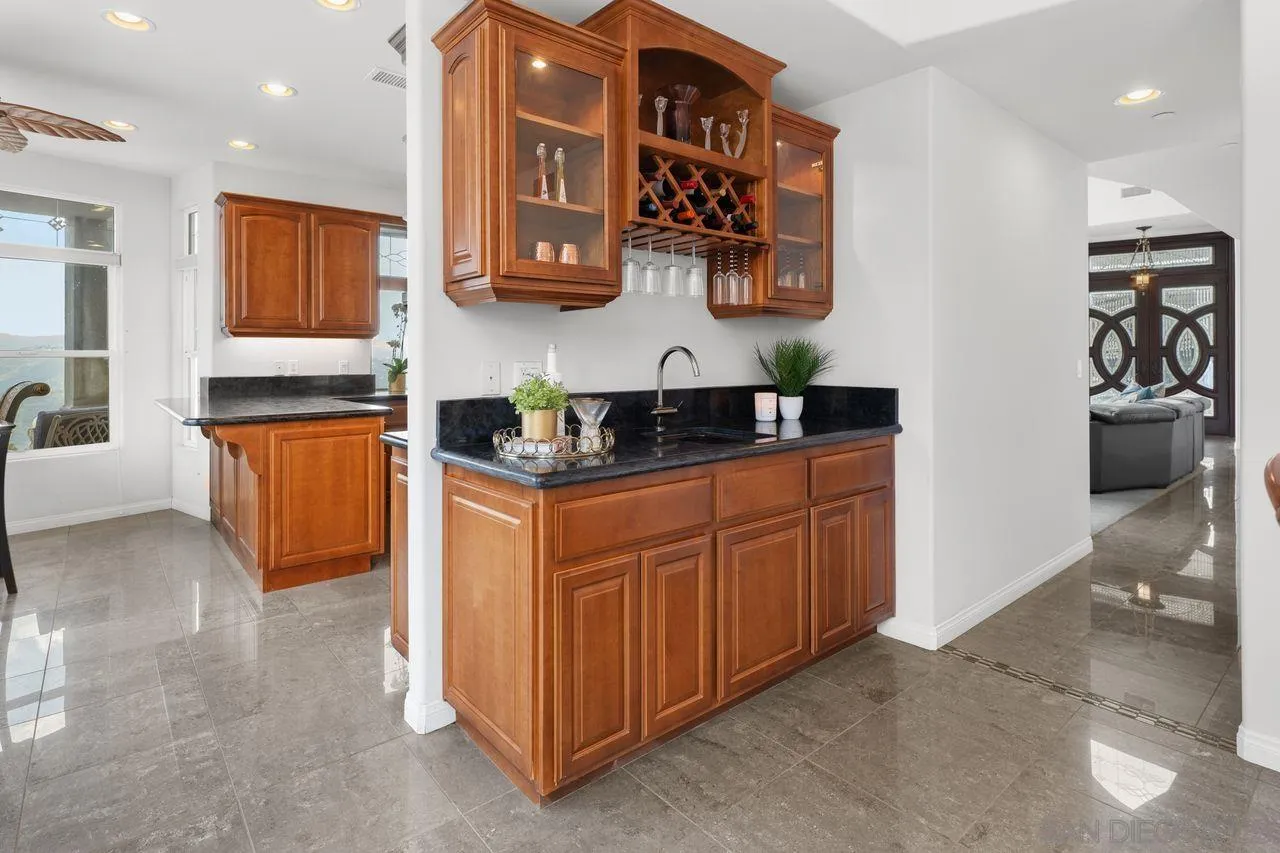 https://cdn.realtyfeed.com/cdn/127/250021688/c968ba43a32e3add647d7f02bbef25b9.webp
