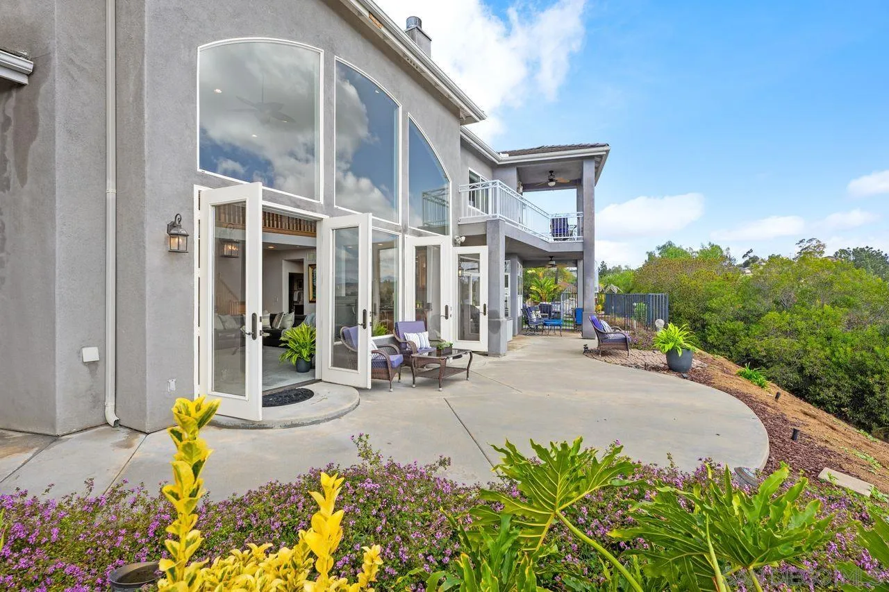 https://cdn.realtyfeed.com/cdn/127/250021688/fc308b12fe8d000db1b2d6e3d638d60f.webp