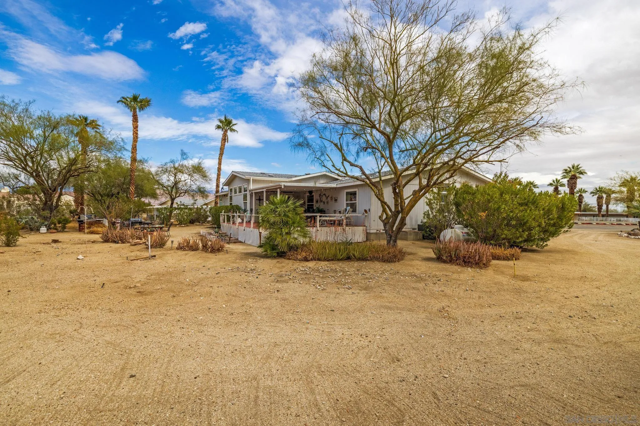 https://cdn.realtyfeed.com/cdn/127/250021784/20e0803af6b8053a29659eaf8f3bbcef.webp