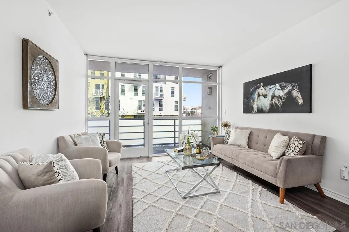 Photo #3: 250021827 Listing 