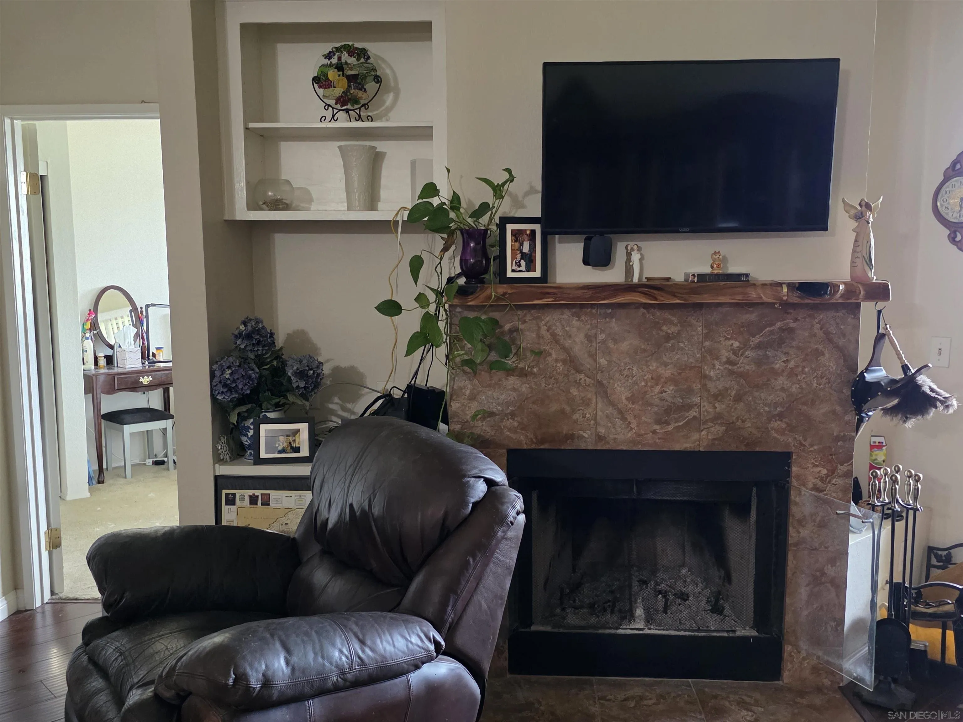 Photo #5: 250021837 Listing 