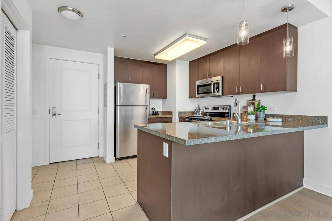 Photo #4: 250021841 Listing 