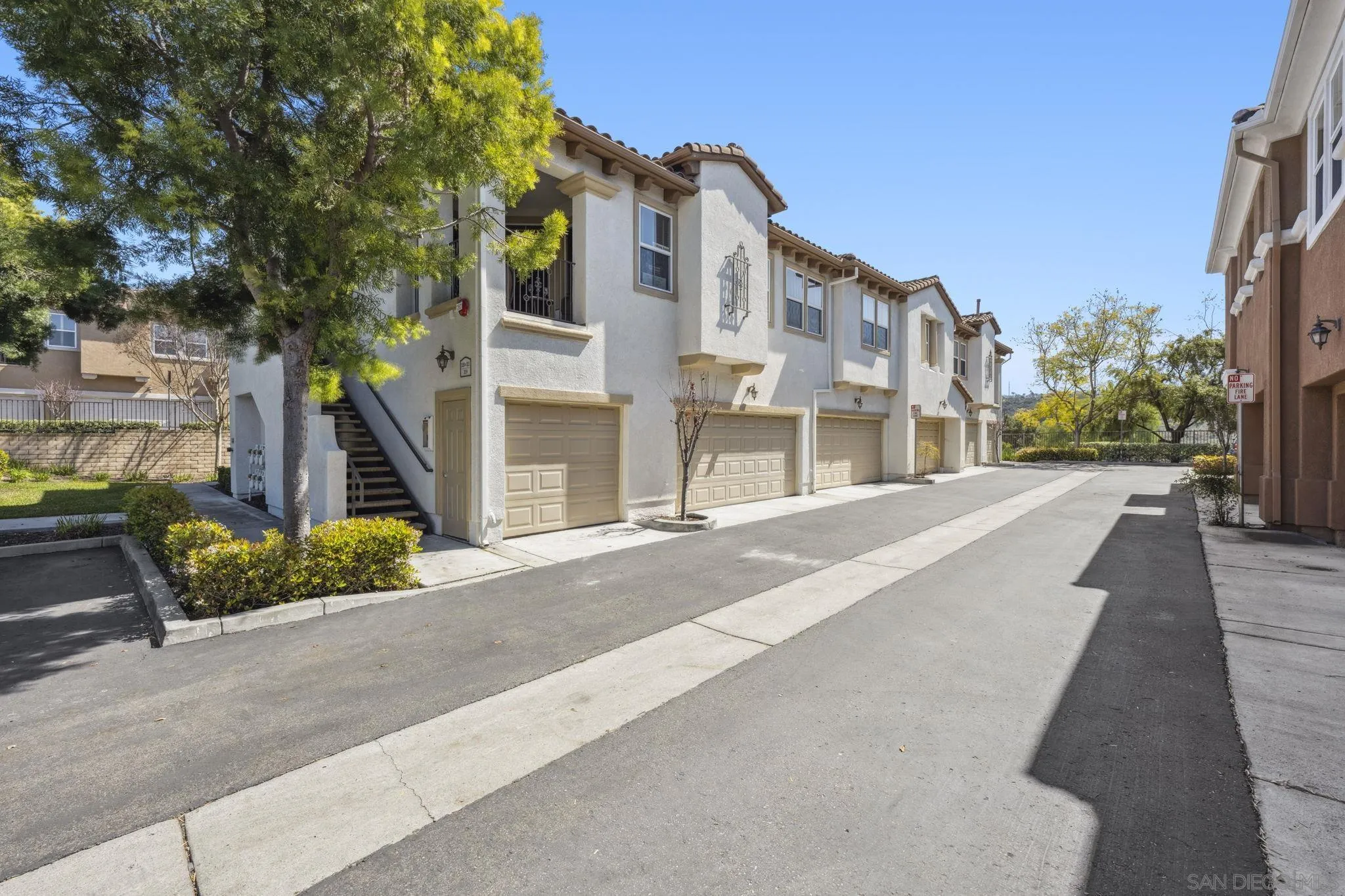 Photo #2: 250021869 Listing 