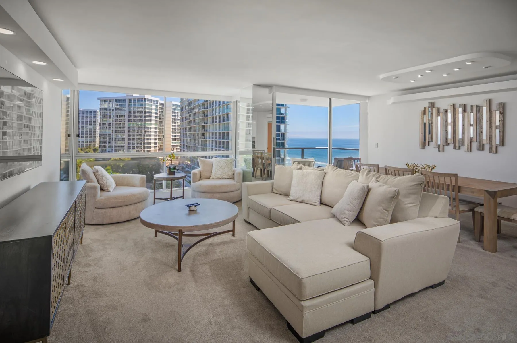 https://cdn.realtyfeed.com/cdn/127/250021883/e75d3680c5751f71cb6eeda8e1cb31f7.webp