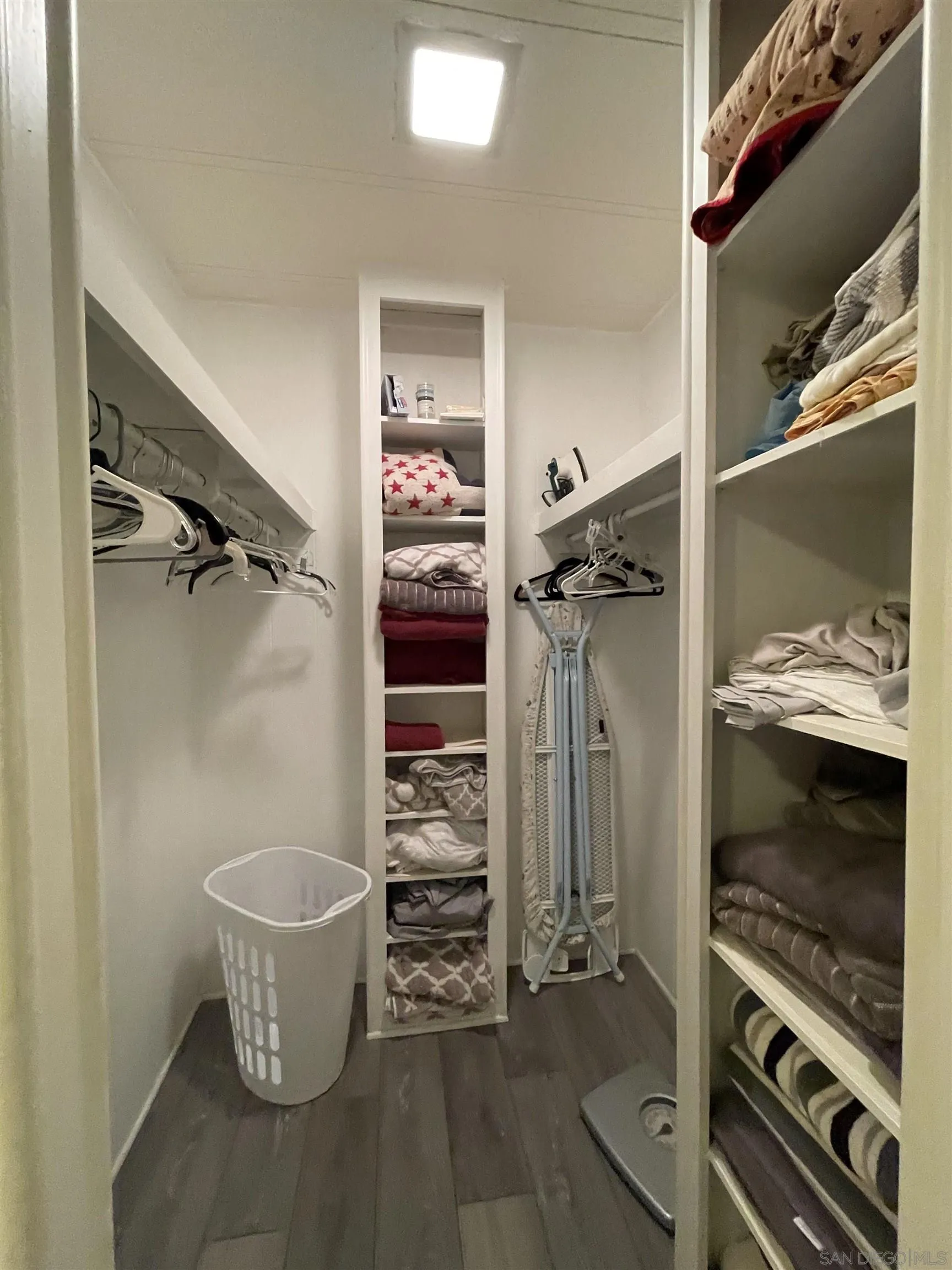 https://cdn.realtyfeed.com/cdn/127/250021885/21c0cededef4928d1067e8927c239c18.webp