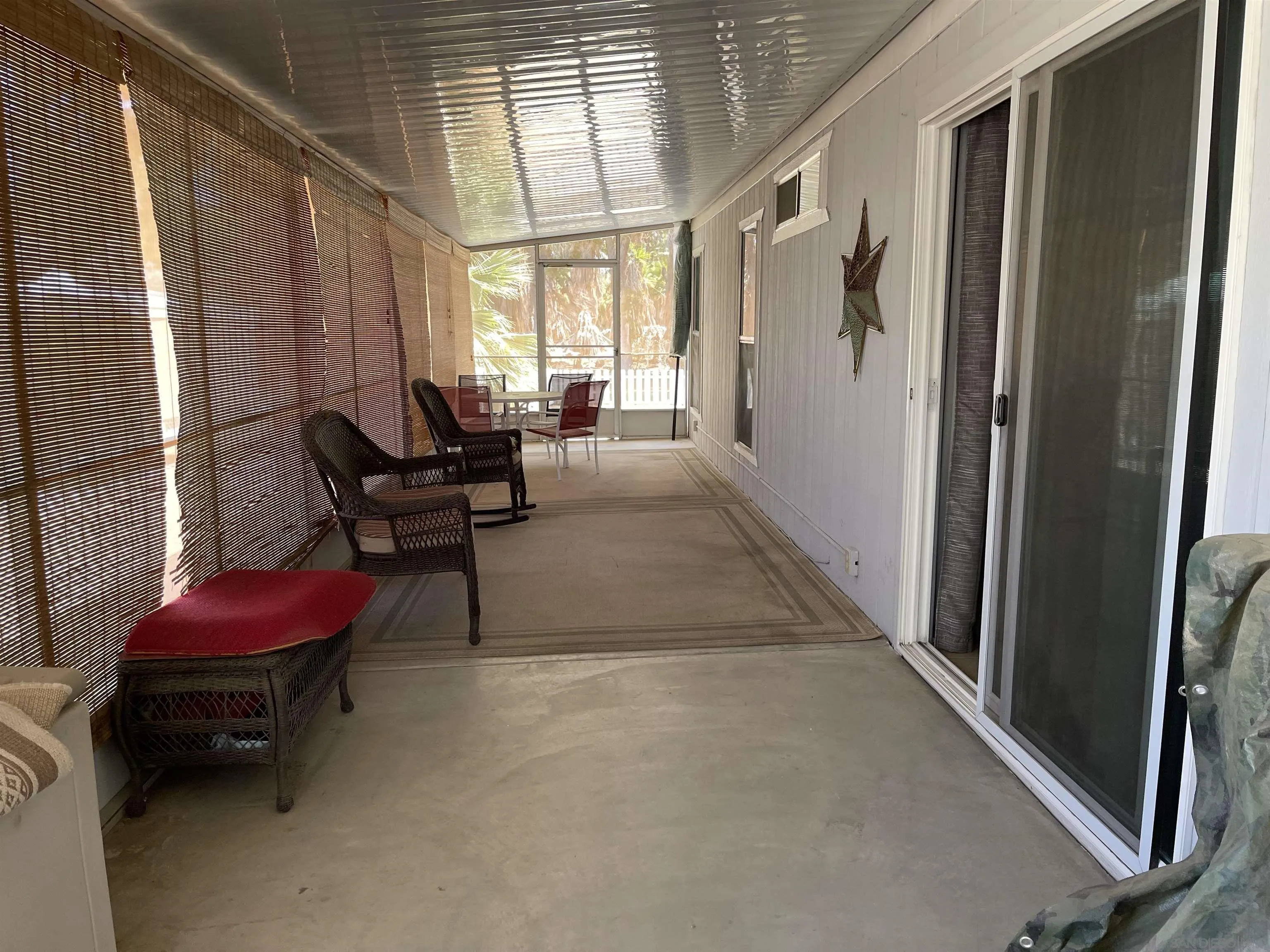 https://cdn.realtyfeed.com/cdn/127/250021885/df065a855f71004409a47b6f187d48b4.webp