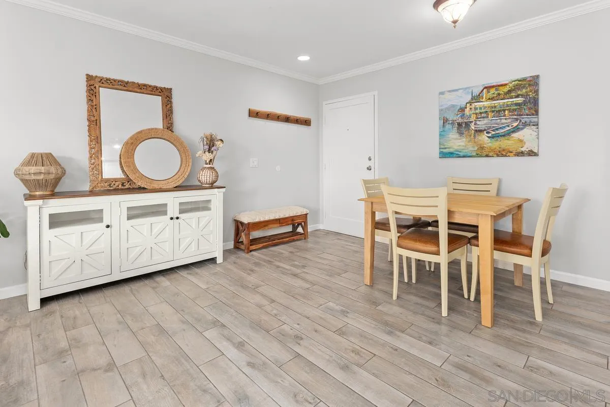 Photo #6: 250021904 Listing 