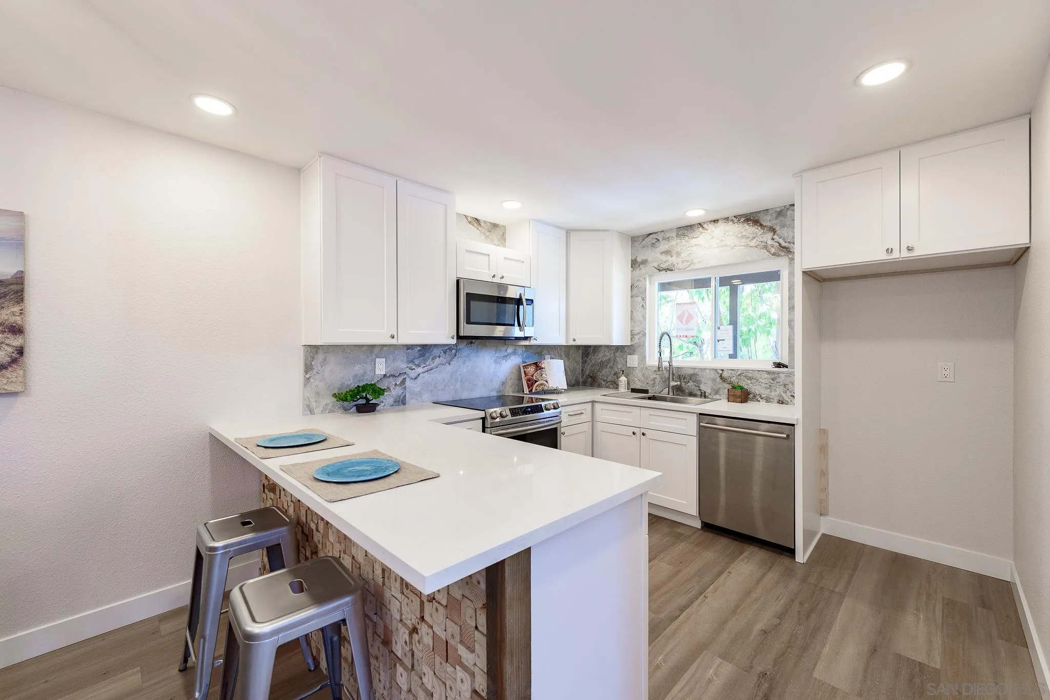 Photo #5: 250021948 Listing 