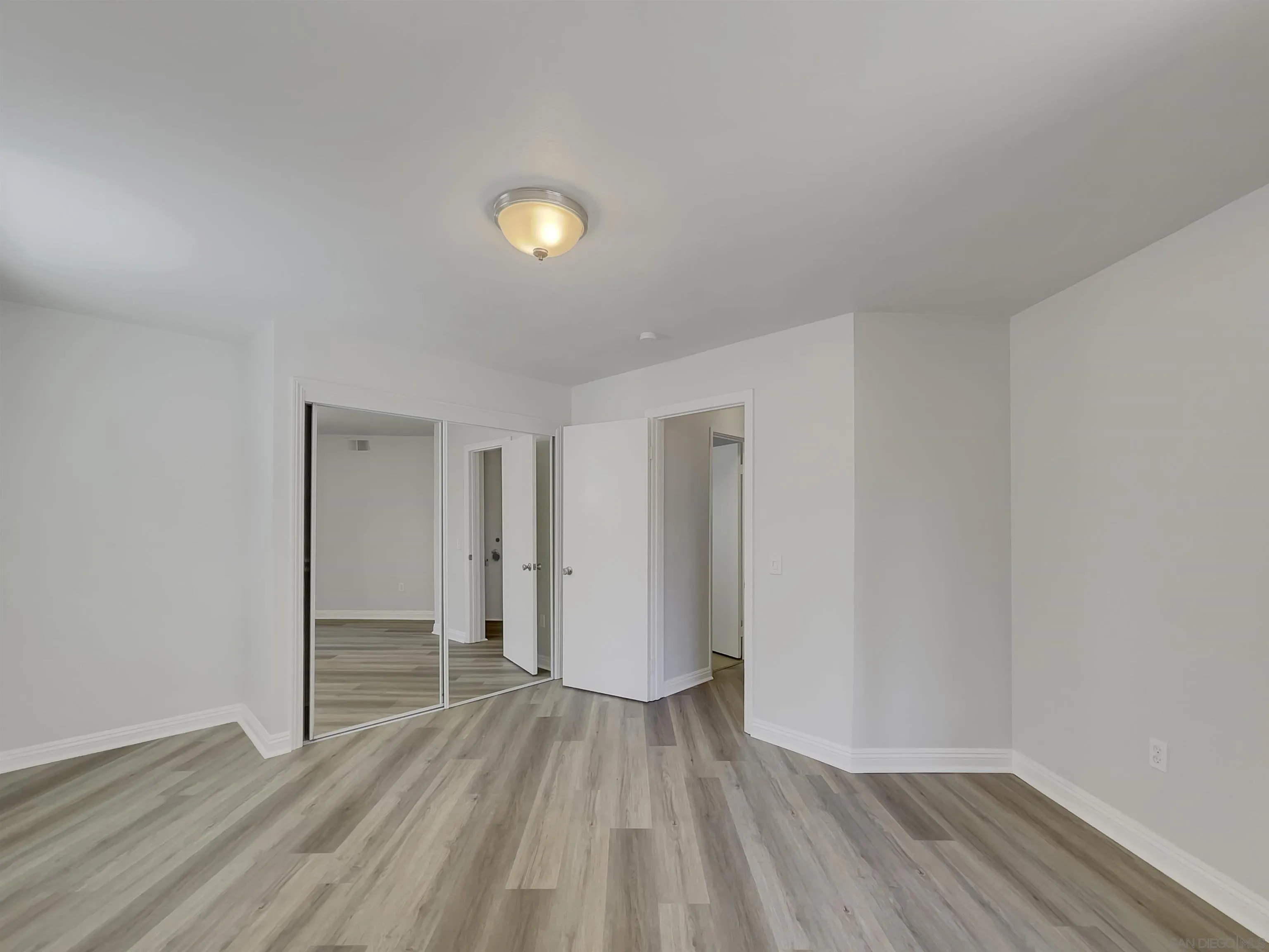 Photo #5: 250021988 Listing 