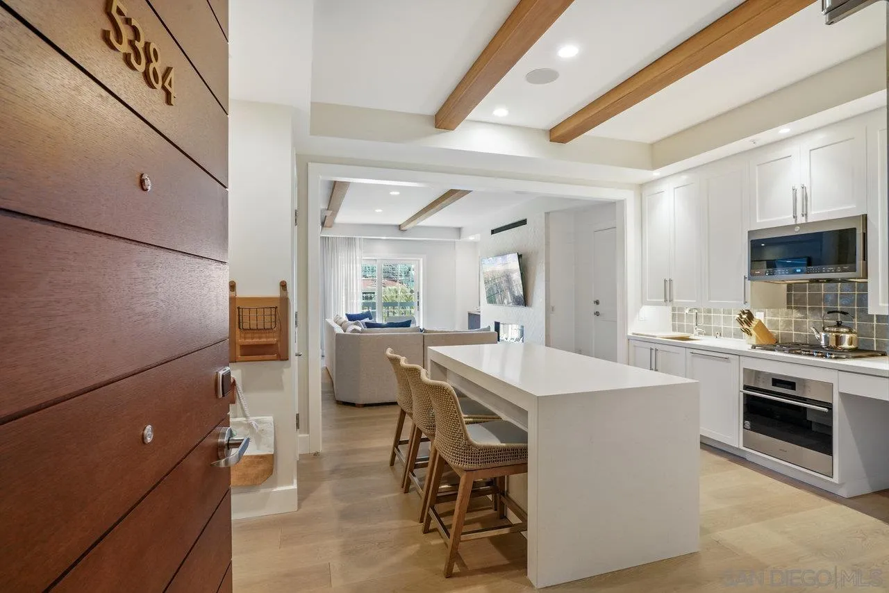 Photo #5: 250022008 Listing 