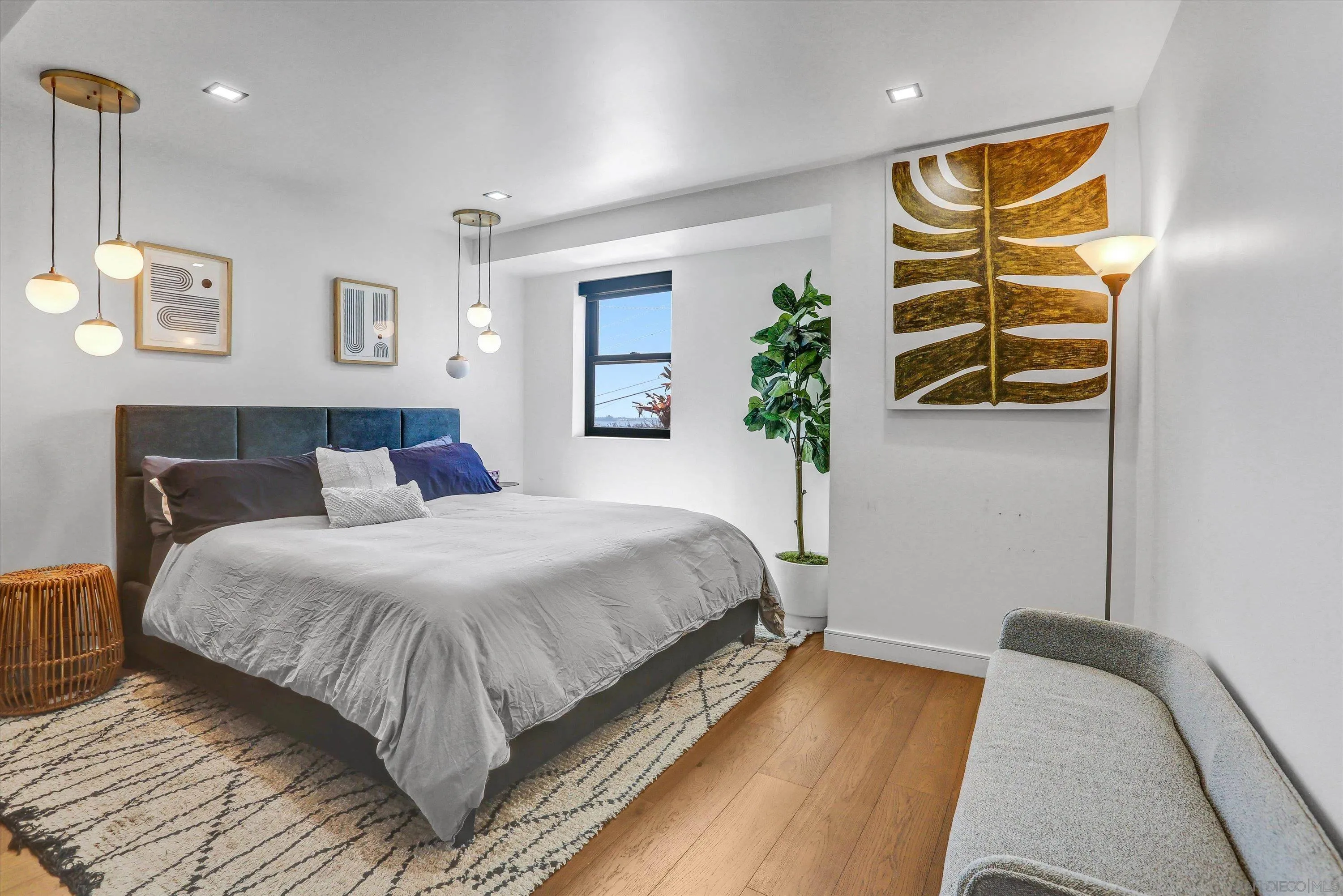 https://cdn.realtyfeed.com/cdn/127/250022021/75536088c8b46c3dbd28e717e6cc40d9.webp