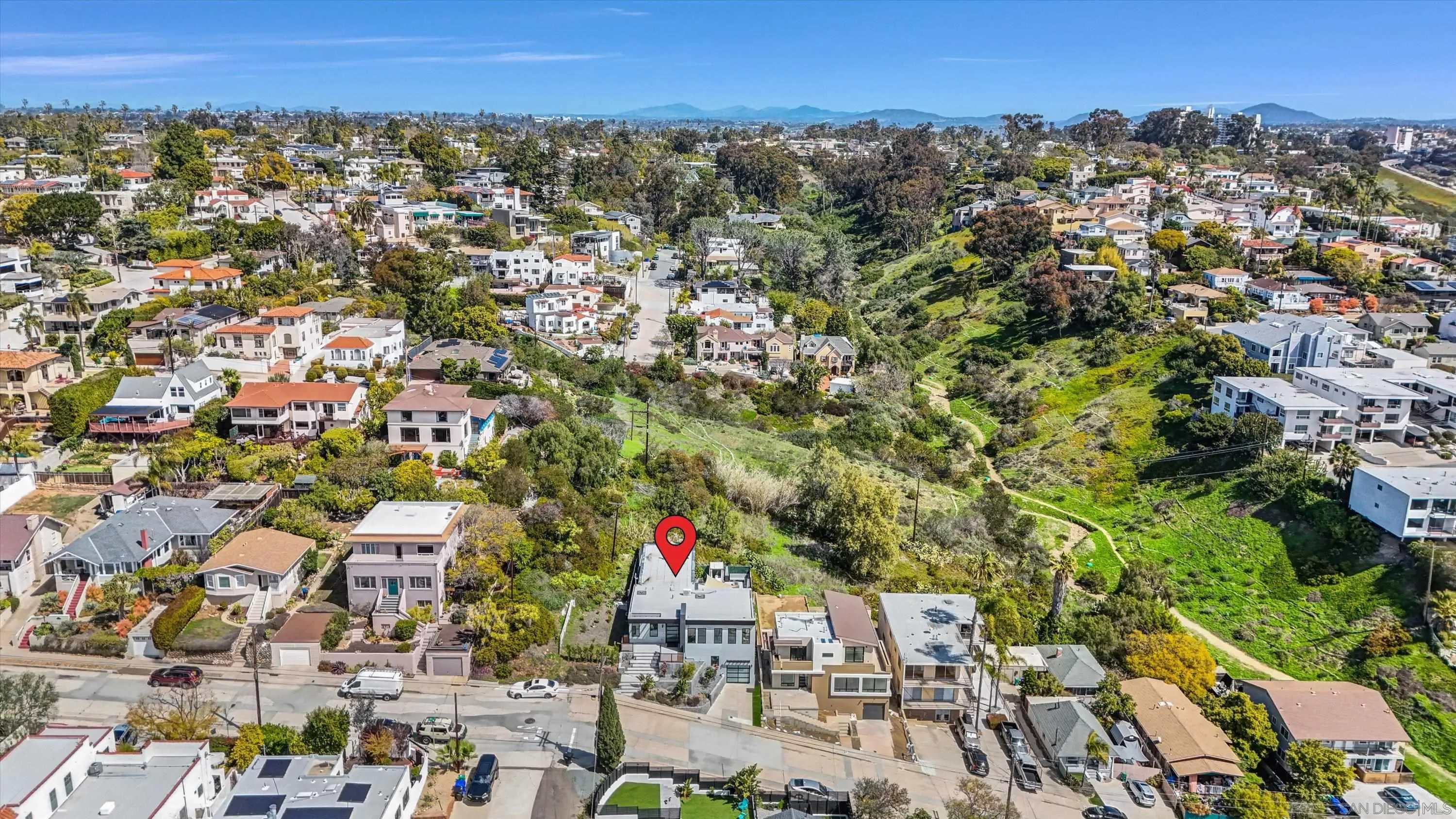 https://cdn.realtyfeed.com/cdn/127/250022021/c2b851dbf6c59347b4f8a55ab25d89e0.webp