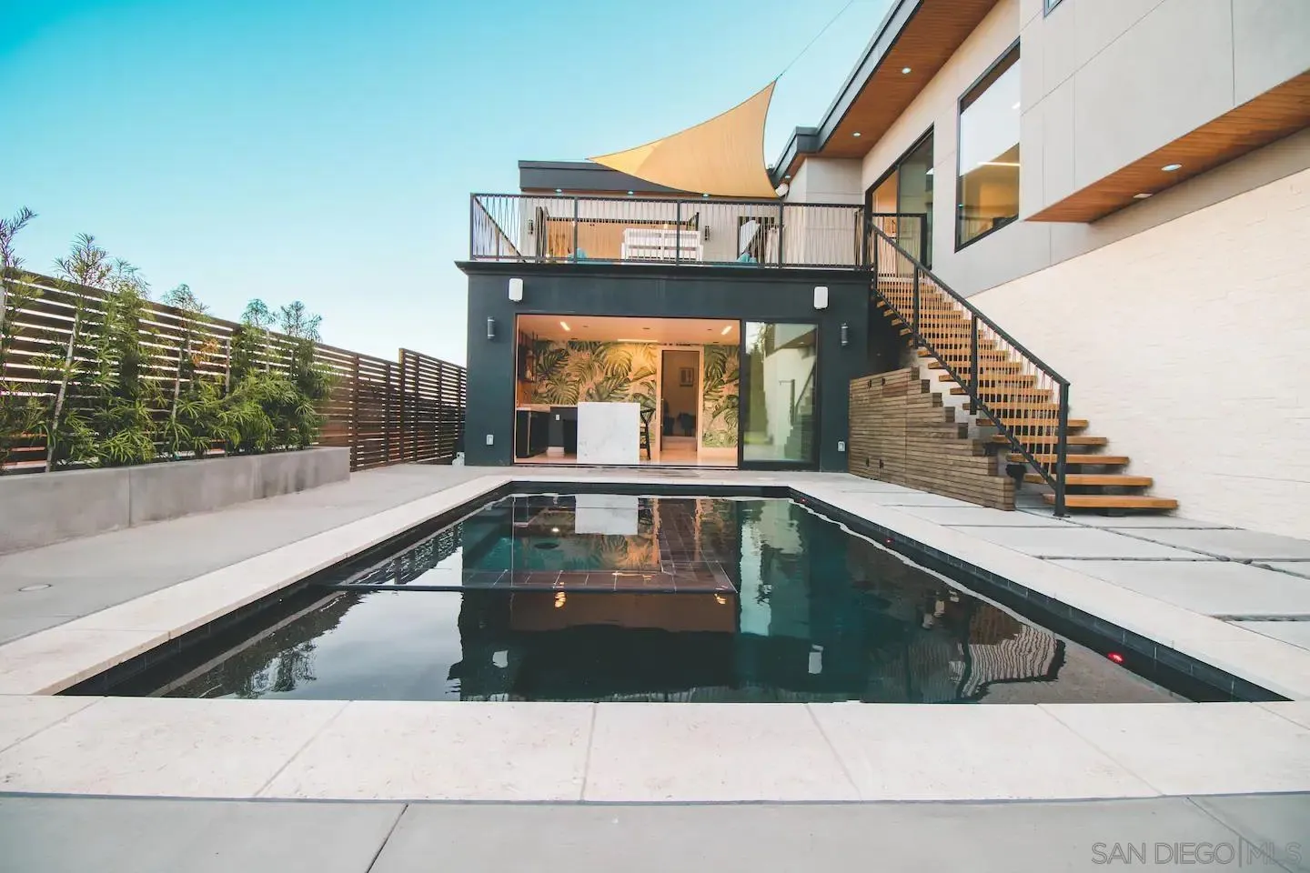 https://cdn.realtyfeed.com/cdn/127/250022021/d66c605a409f9ae2a776bfed64441e0d.webp
