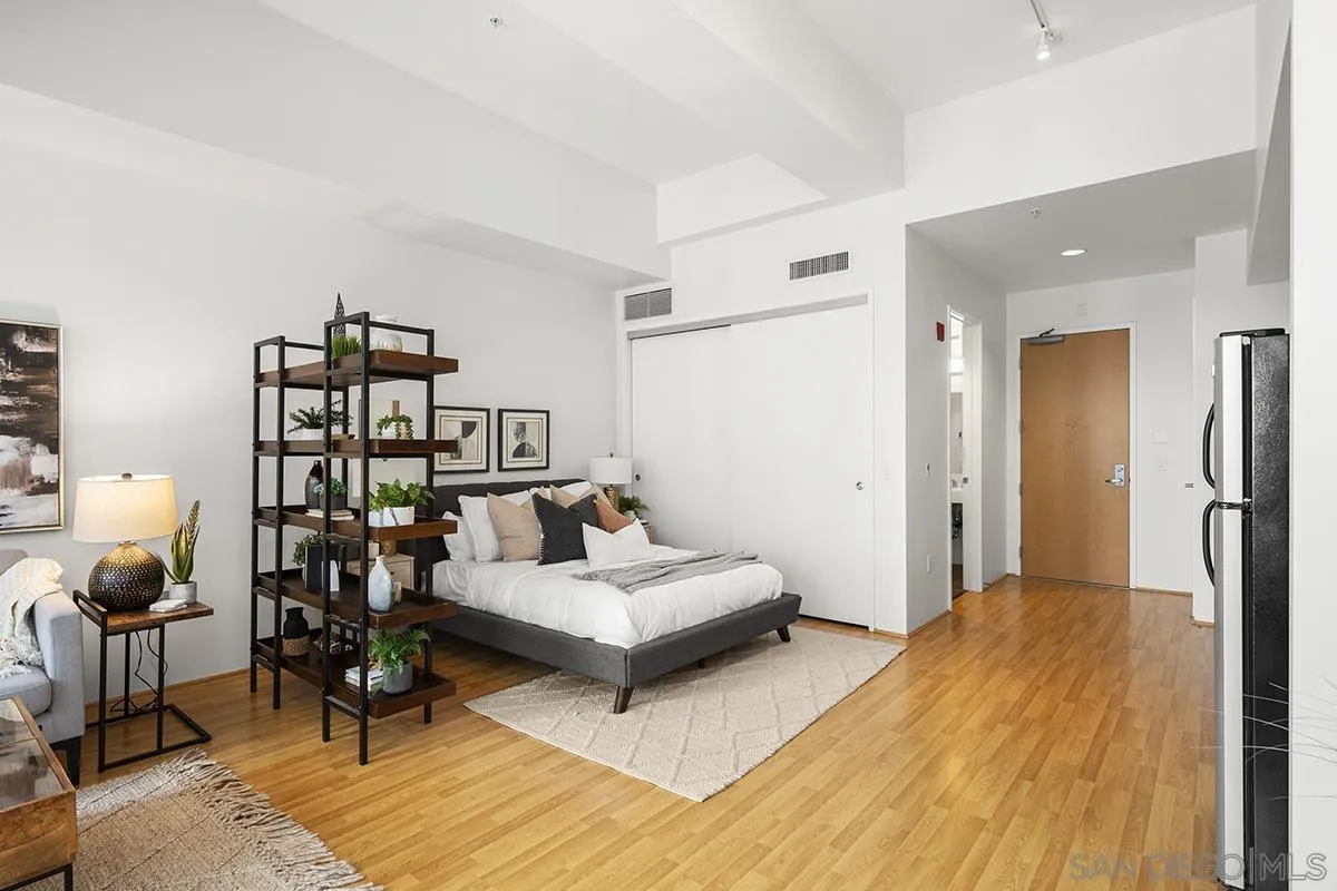 https://cdn.realtyfeed.com/cdn/127/250022082/26457df73719505be98097929cb05245.webp